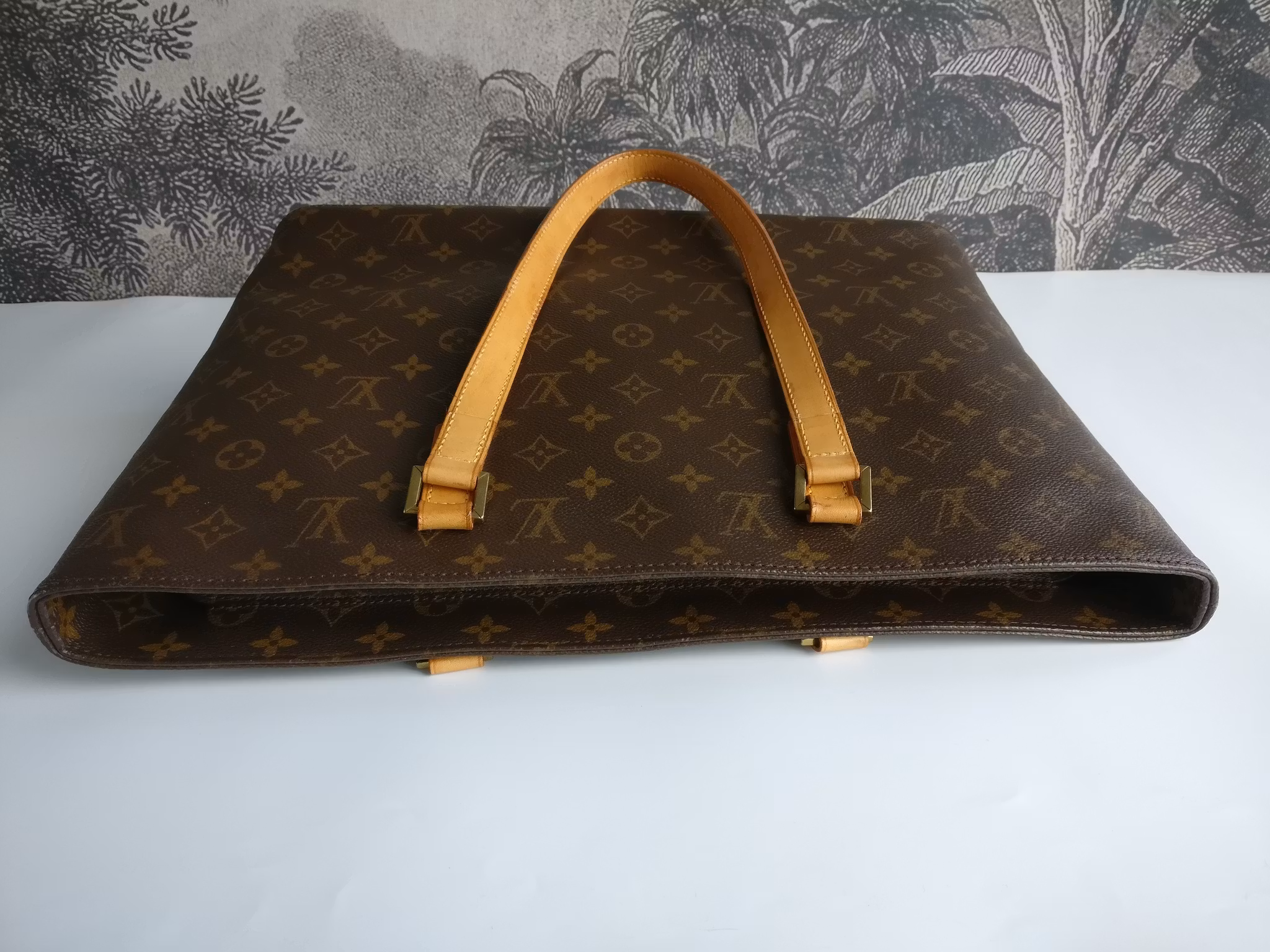 Louis Vuitton Luco shoulder bag