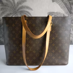 Louis Vuitton Luco shoulder bag