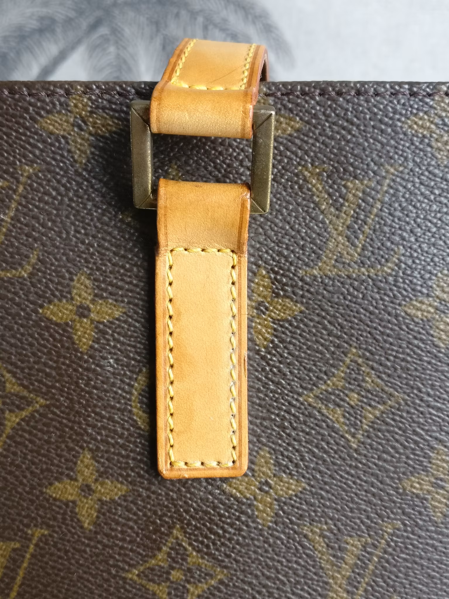 Louis Vuitton Luco shoulder bag