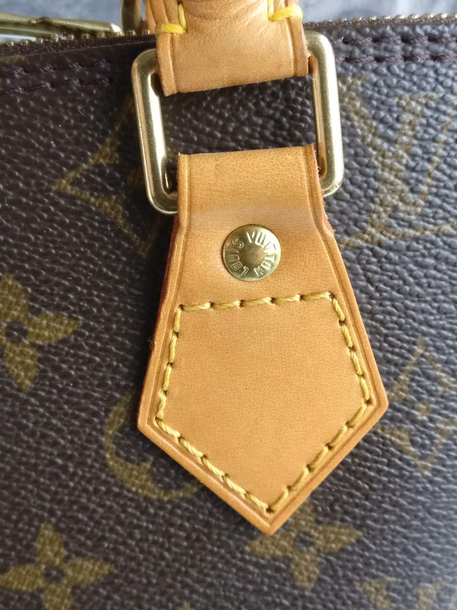 Louis Vuitton Alma PM