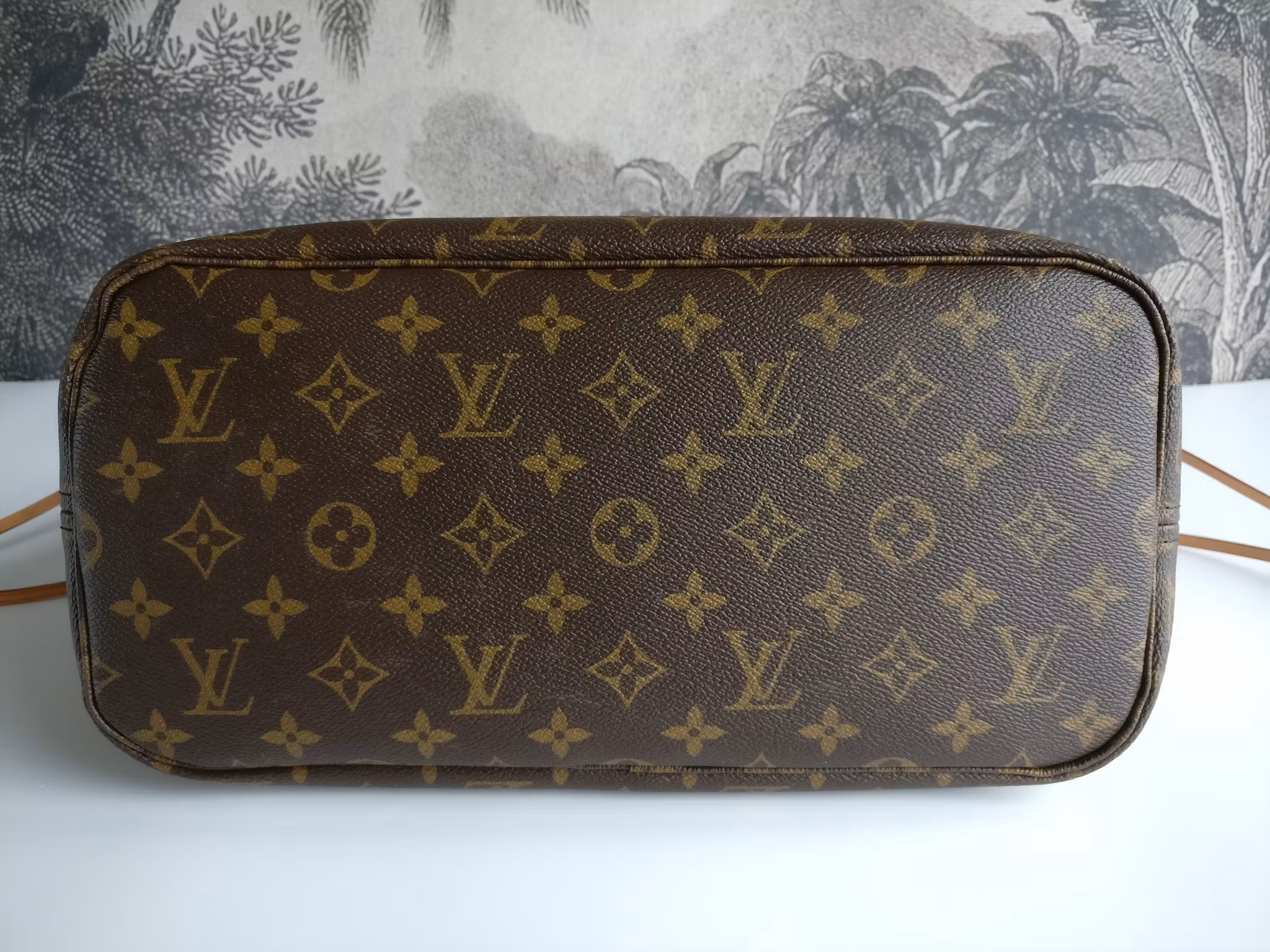 Louis Vuitton Neverfull MM