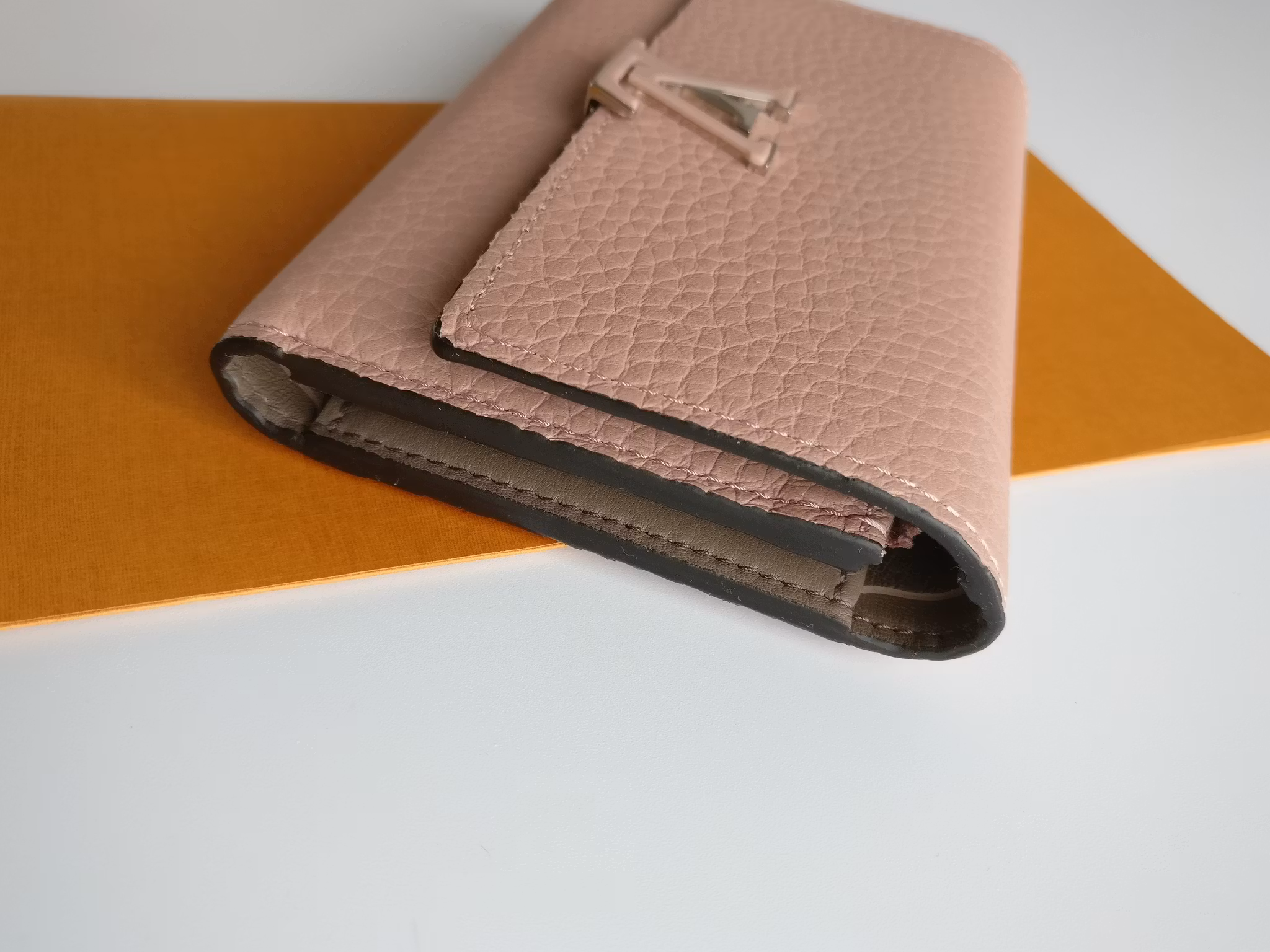 Louis Vuitton Capucines Compact Wallet magnolia