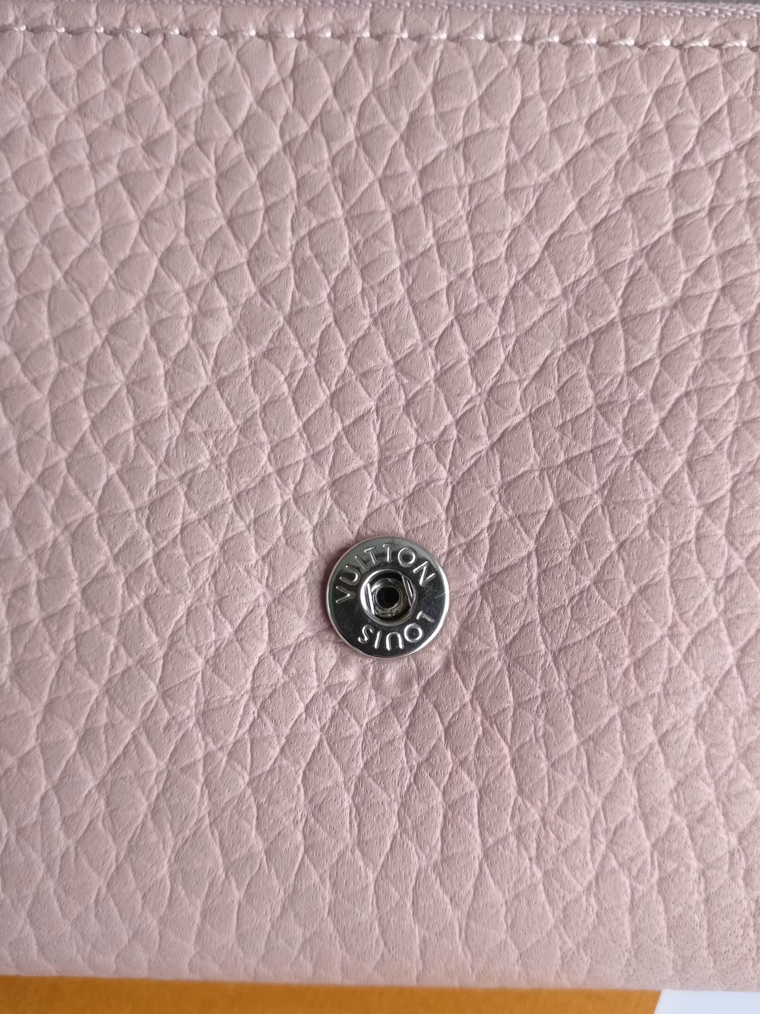 Louis Vuitton Capucines Compact Wallet magnolia