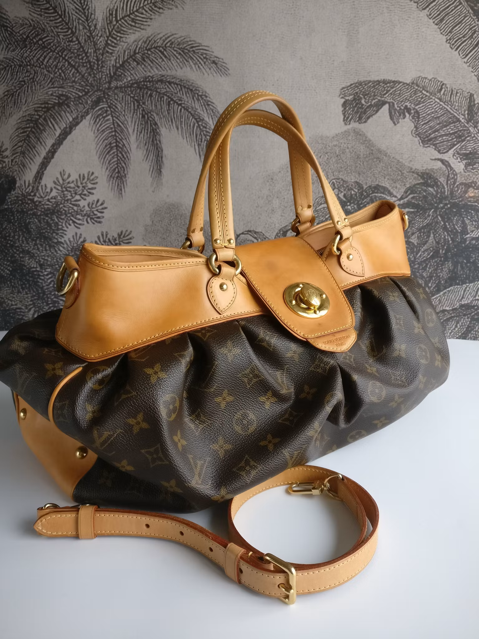Louis Vuitton Boetie GM