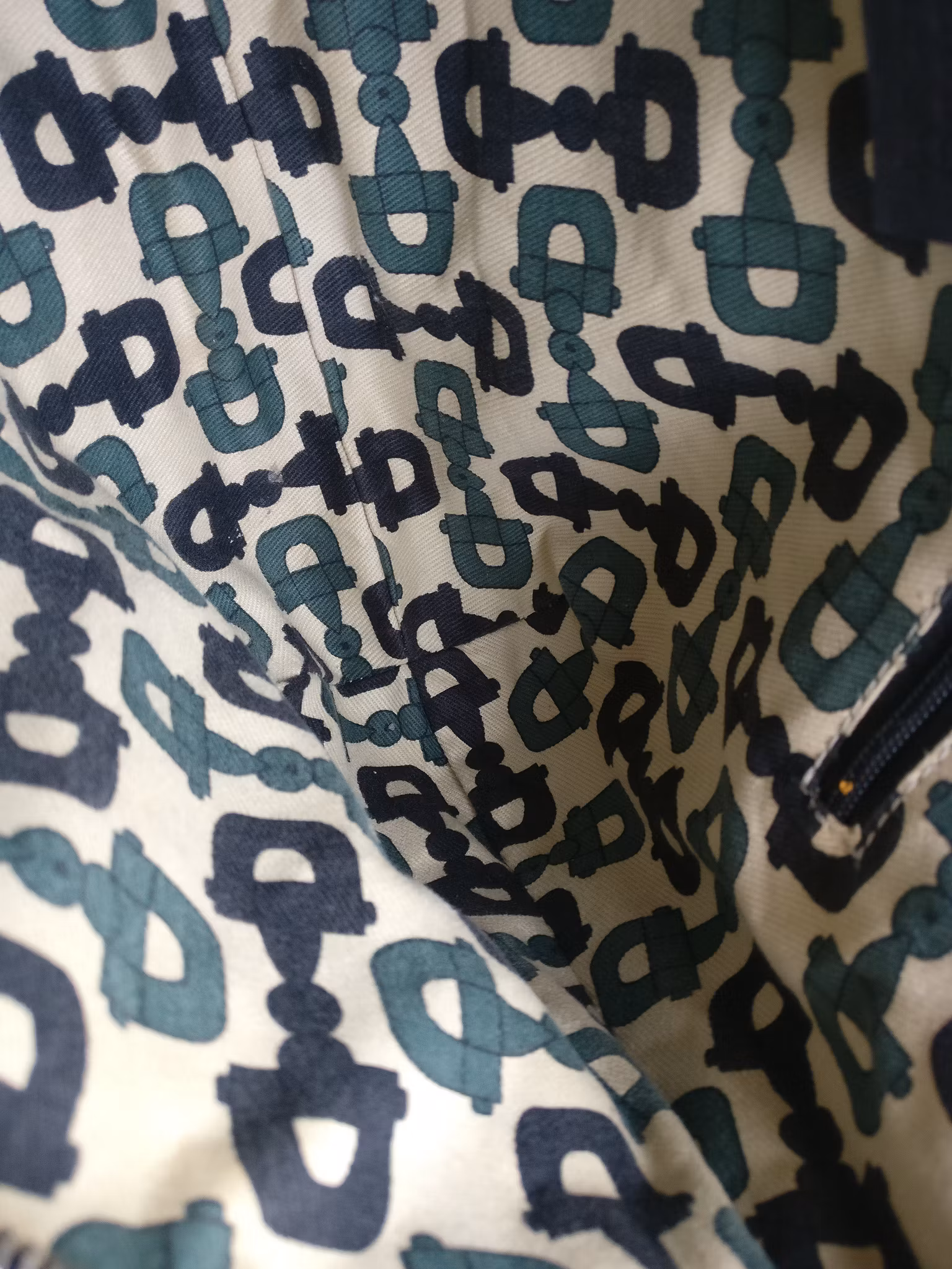 Gucci Guccissima Leather Abbey hobo