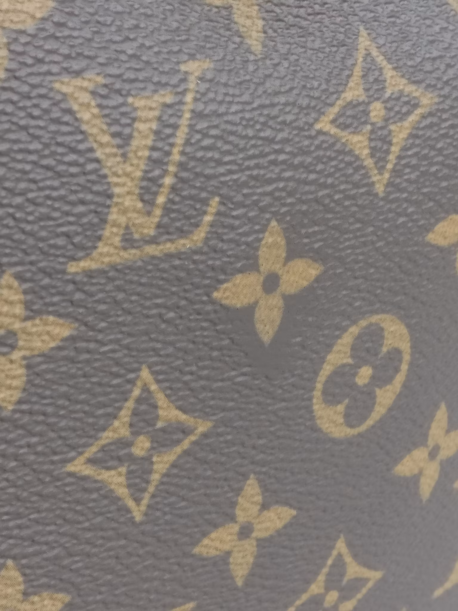 Louis Vuitton Berri MM