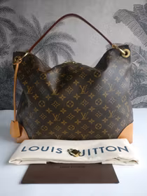 Louis Vuitton Berri MM