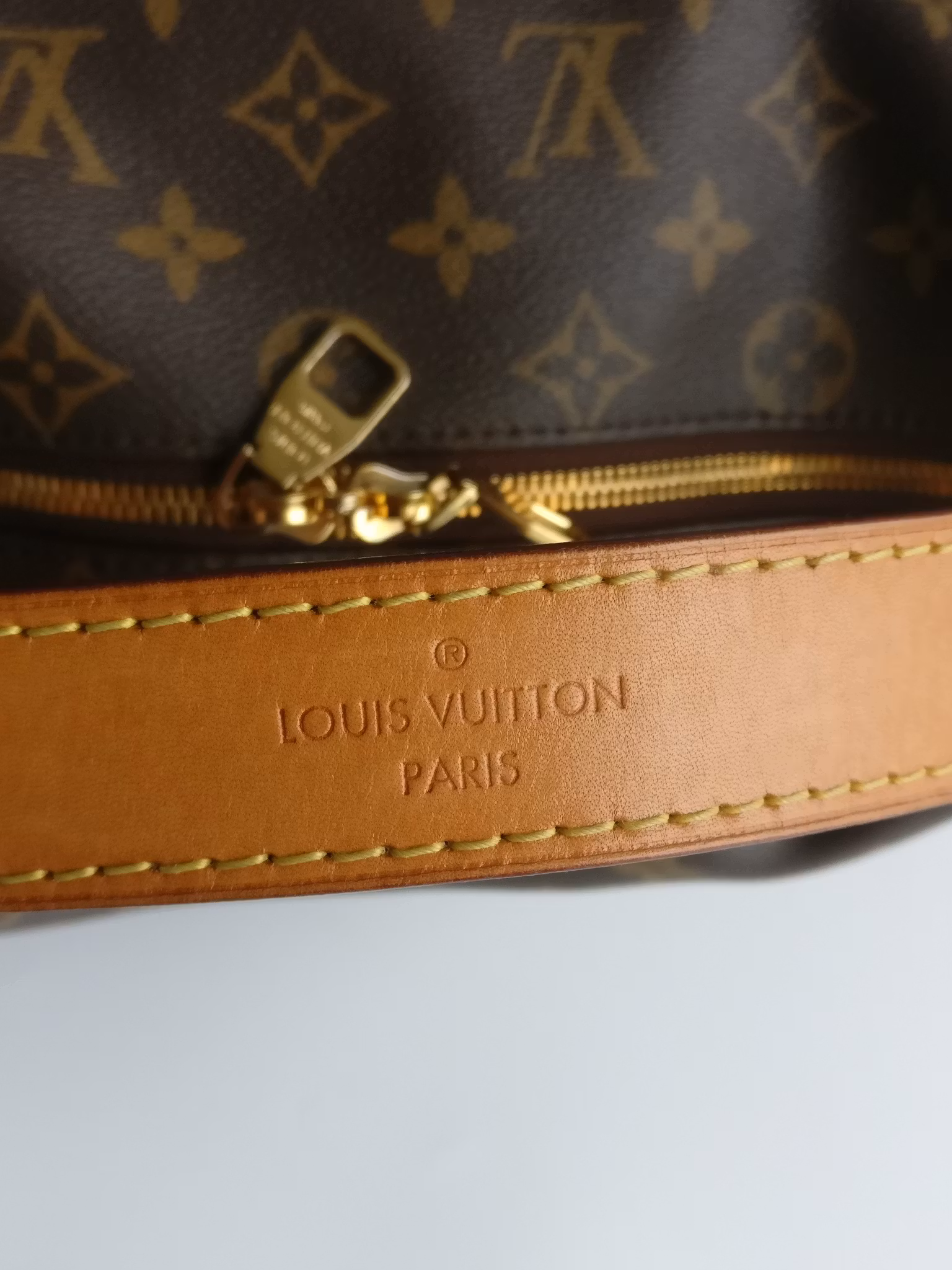 Louis Vuitton Berri MM