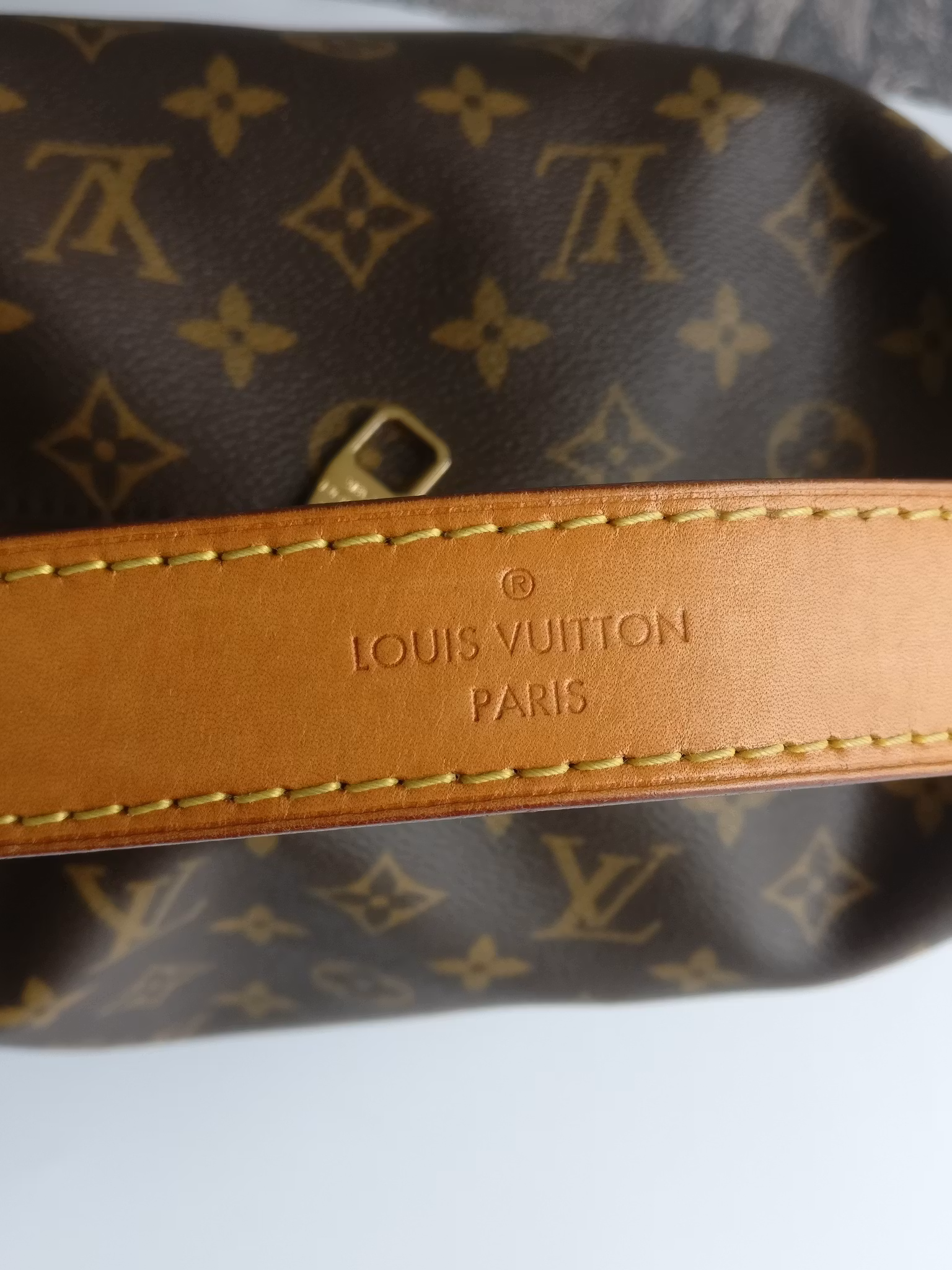 Louis Vuitton Berri MM