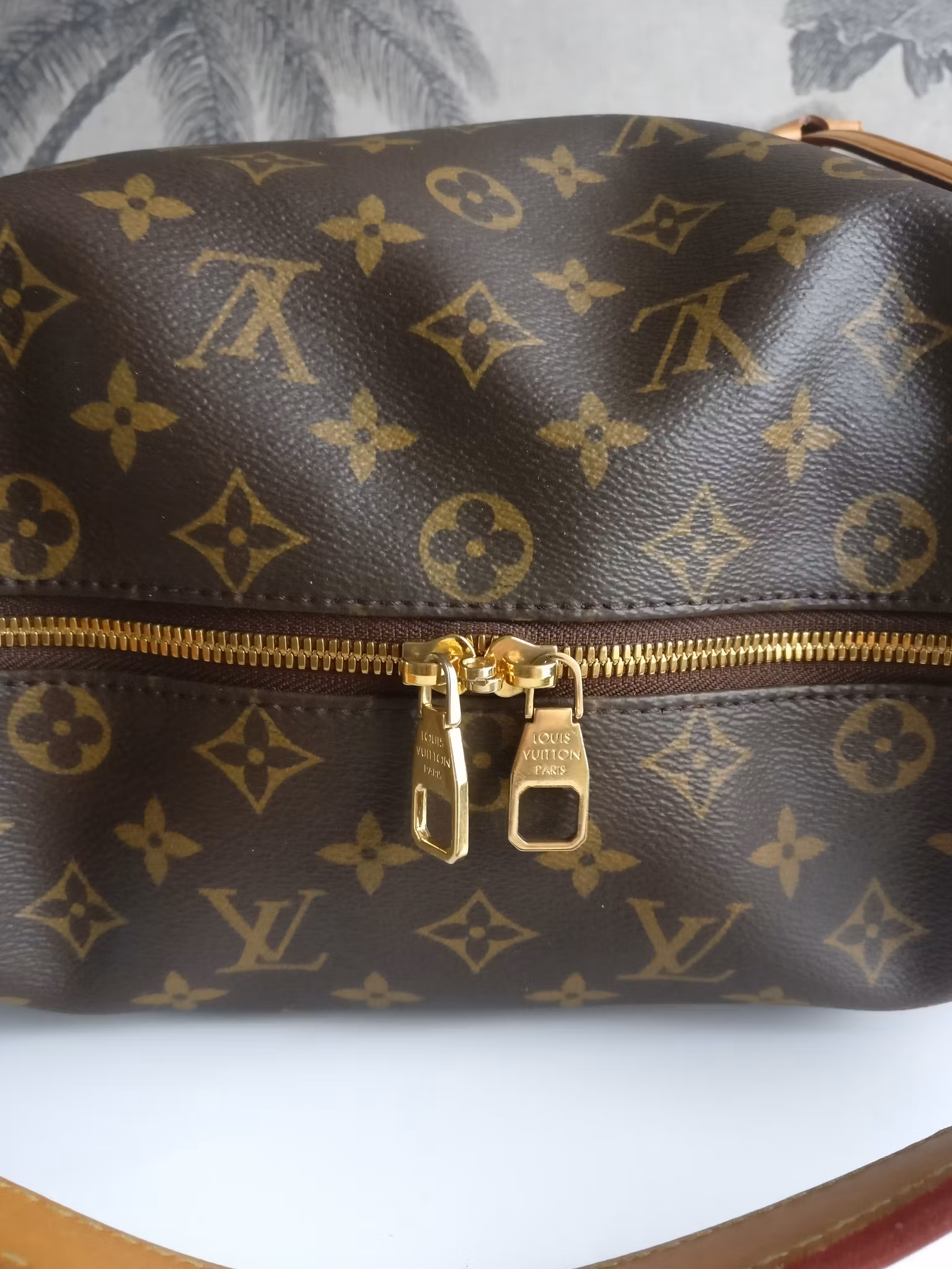 Louis Vuitton Berri MM