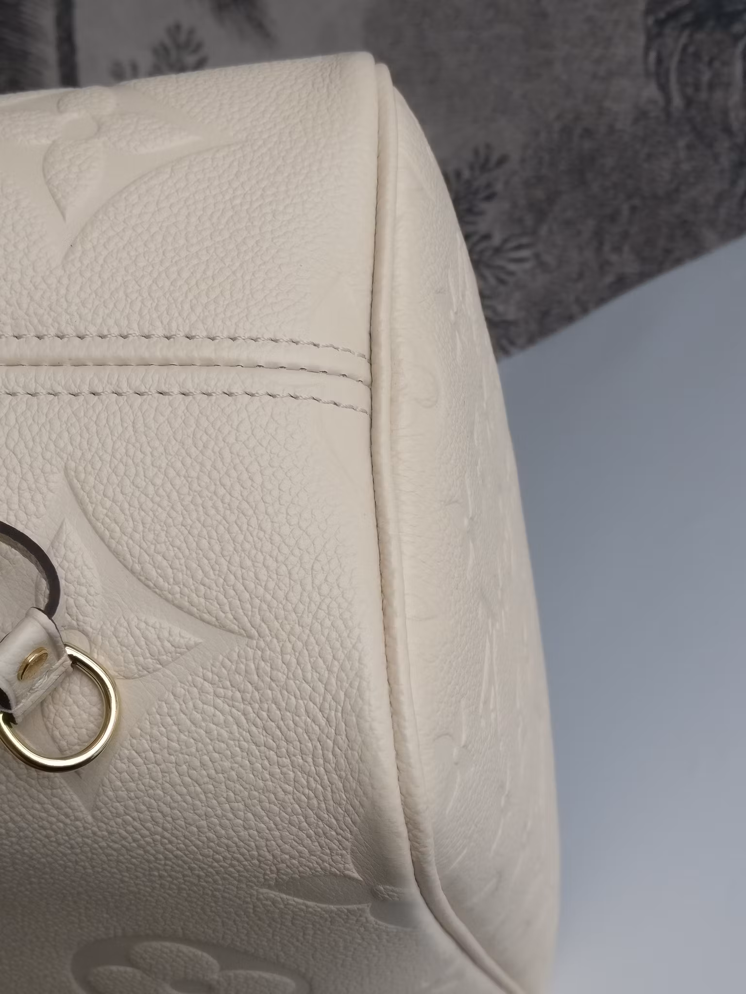 Louis Vuitton Neverfull MM empreinte crème