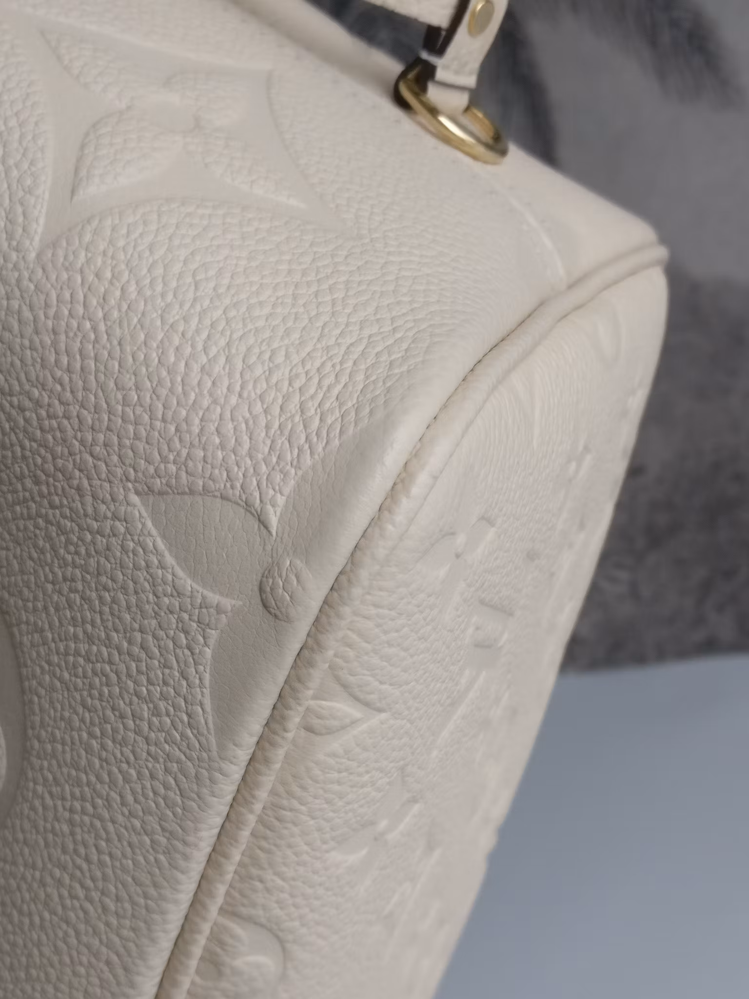 Louis Vuitton Neverfull MM empreinte crème