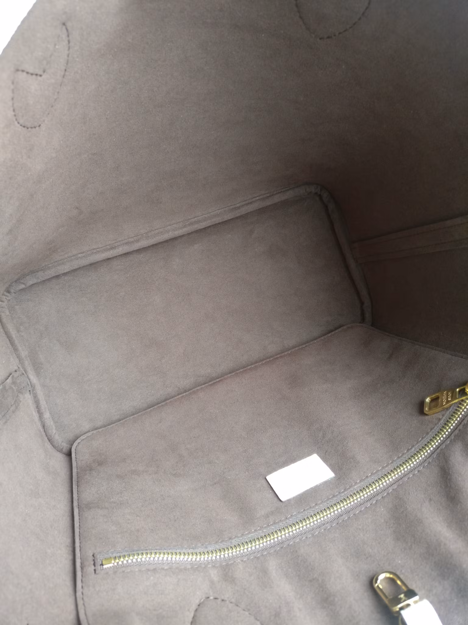 Louis Vuitton Neverfull MM empreinte crème