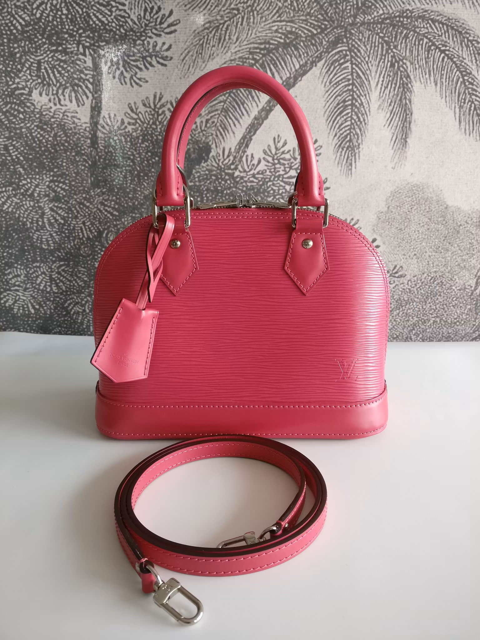 Louis Vuitton Alma BB epi