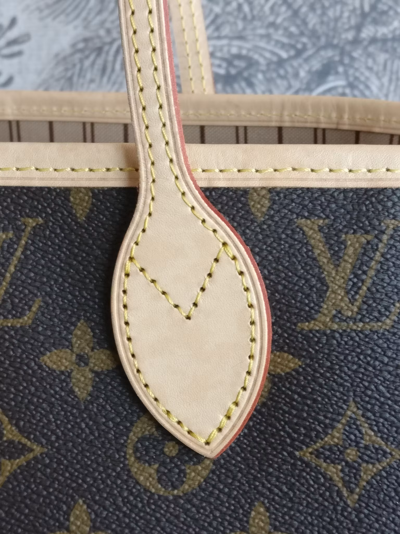 Louis Vuitton Neverfull MM