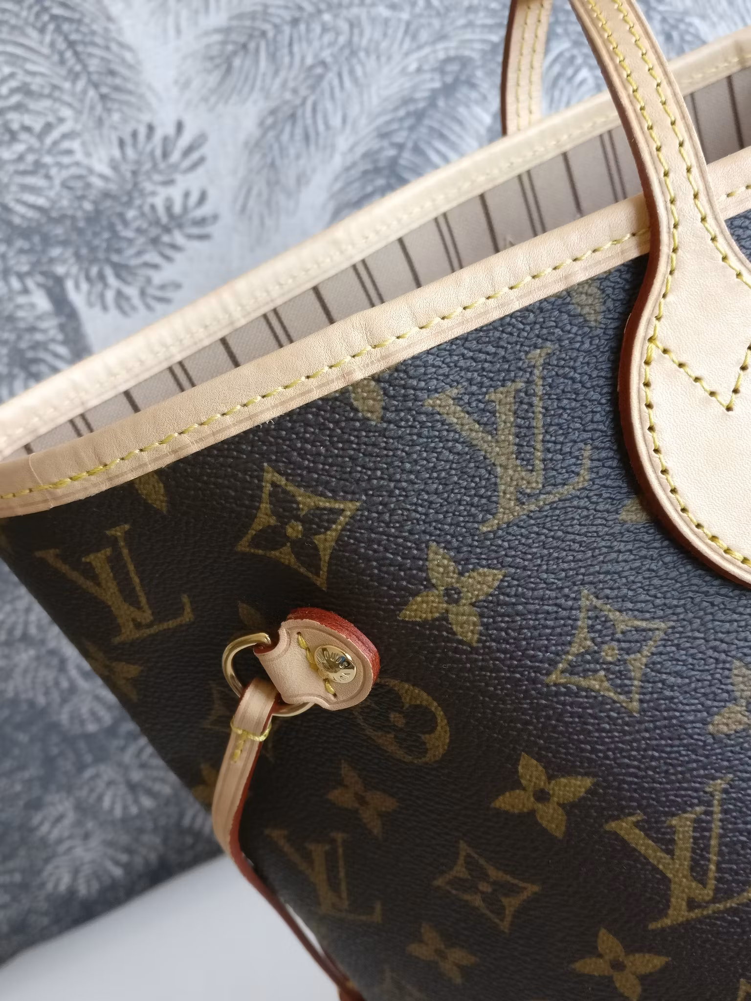 Louis Vuitton Neverfull MM