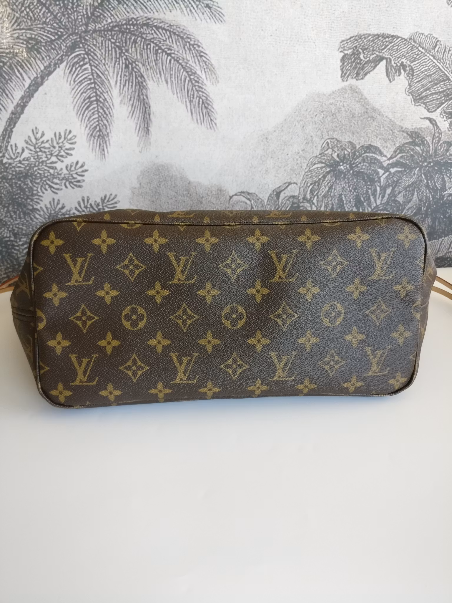 Louis Vuitton Neverfull MM