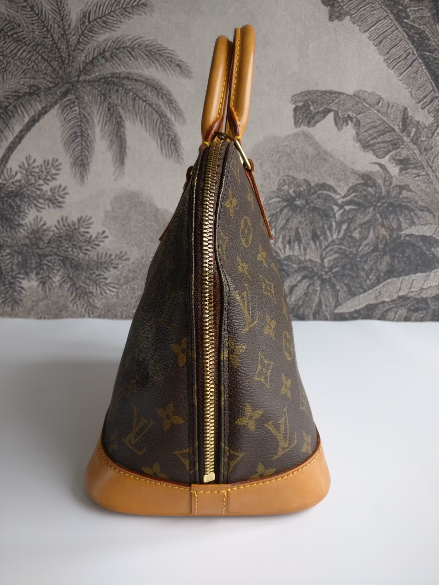 Louis Vuitton Alma PM
