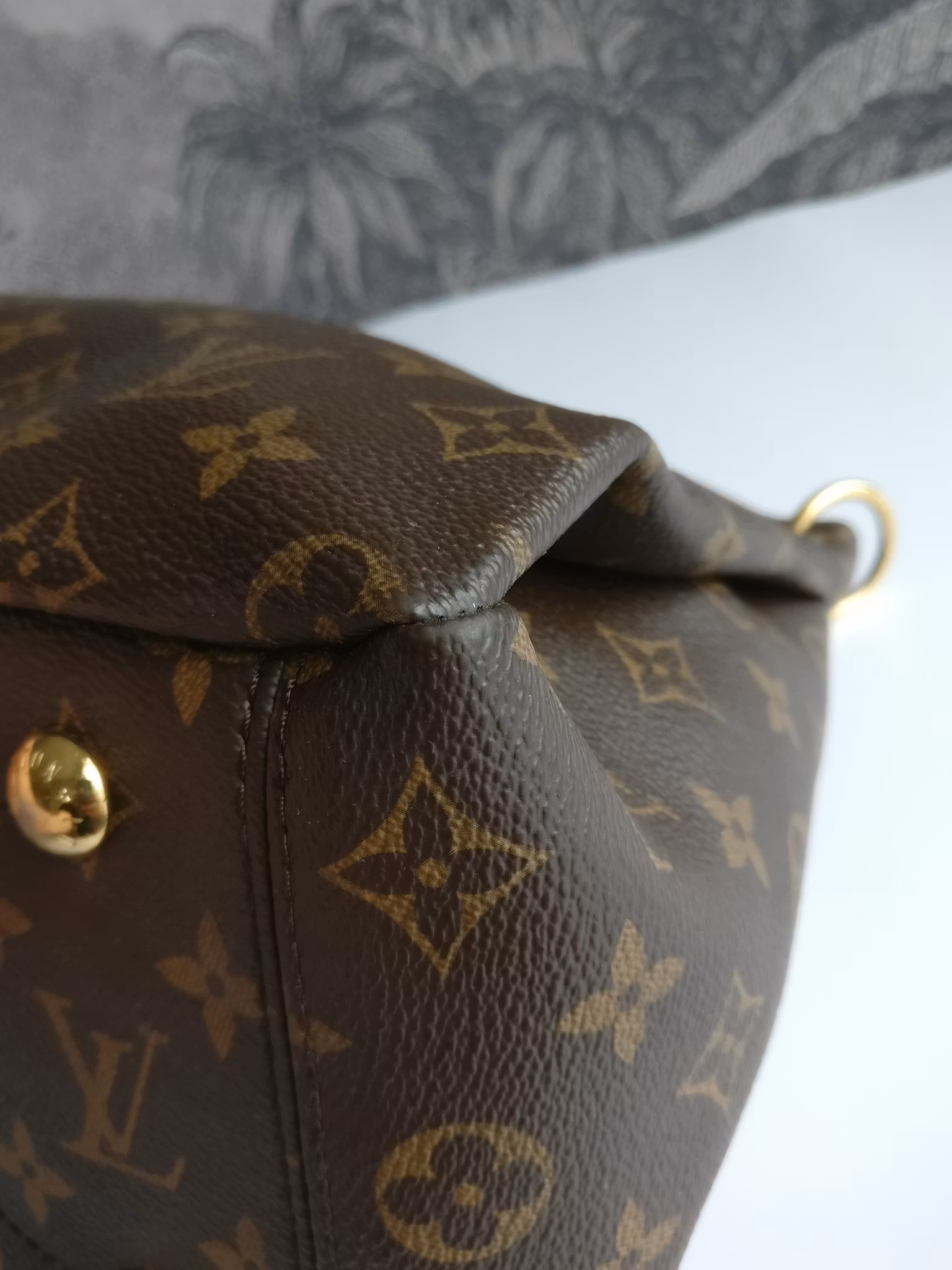 Louis Vuitton Pallas MM tote