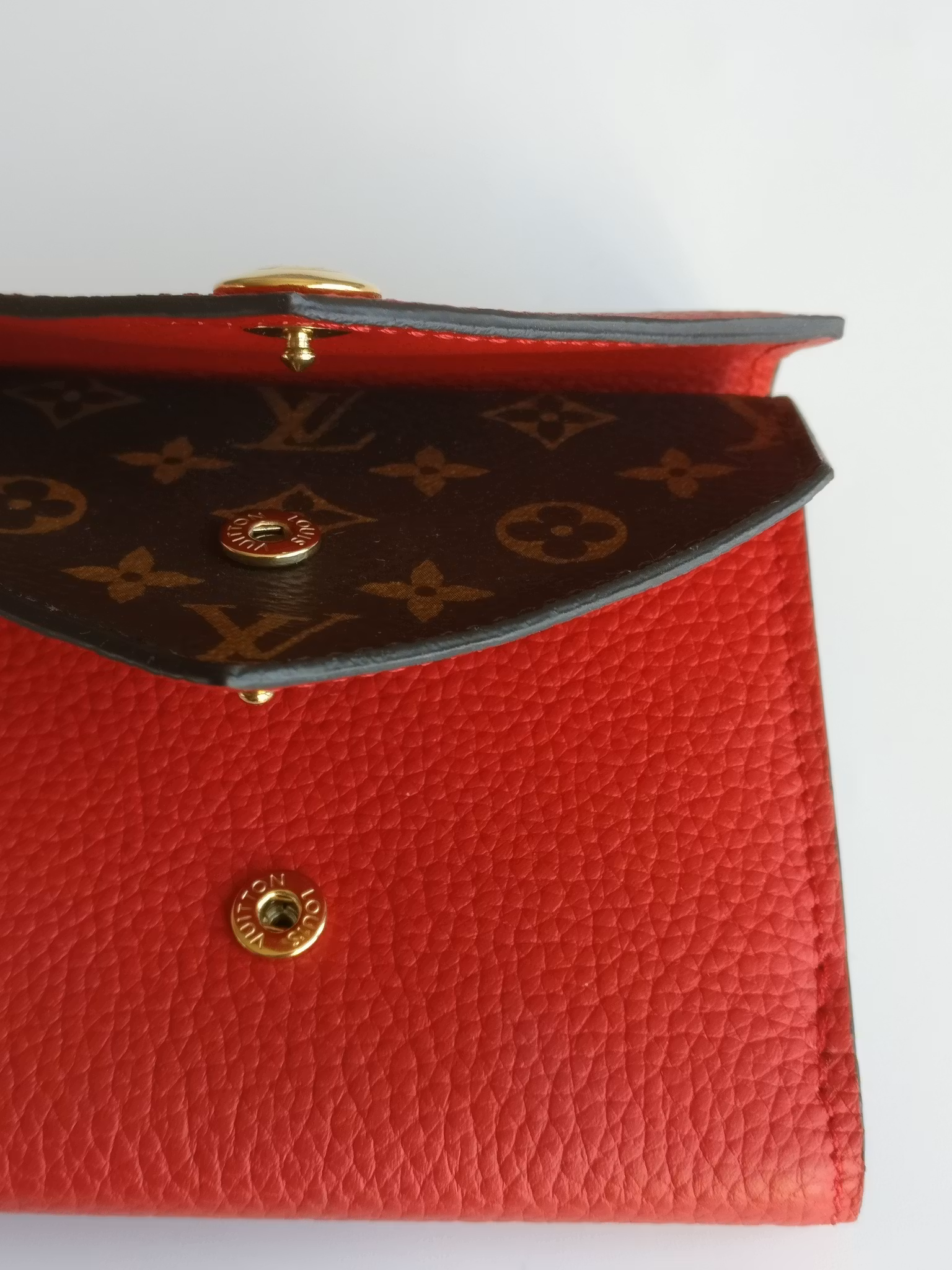 Louis Vuitton Double V compact wallet Rubion