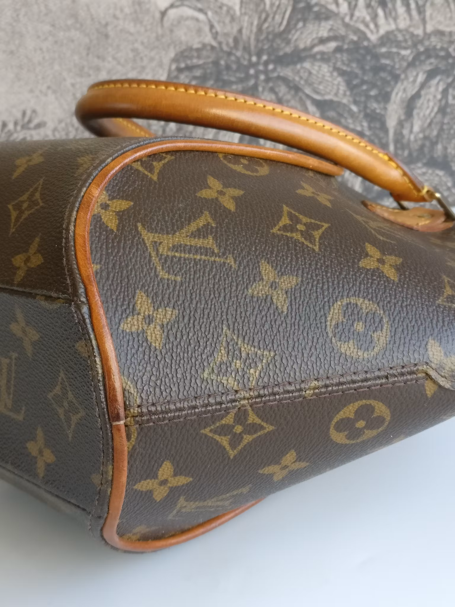 Louis Vuitton Ellipse PM