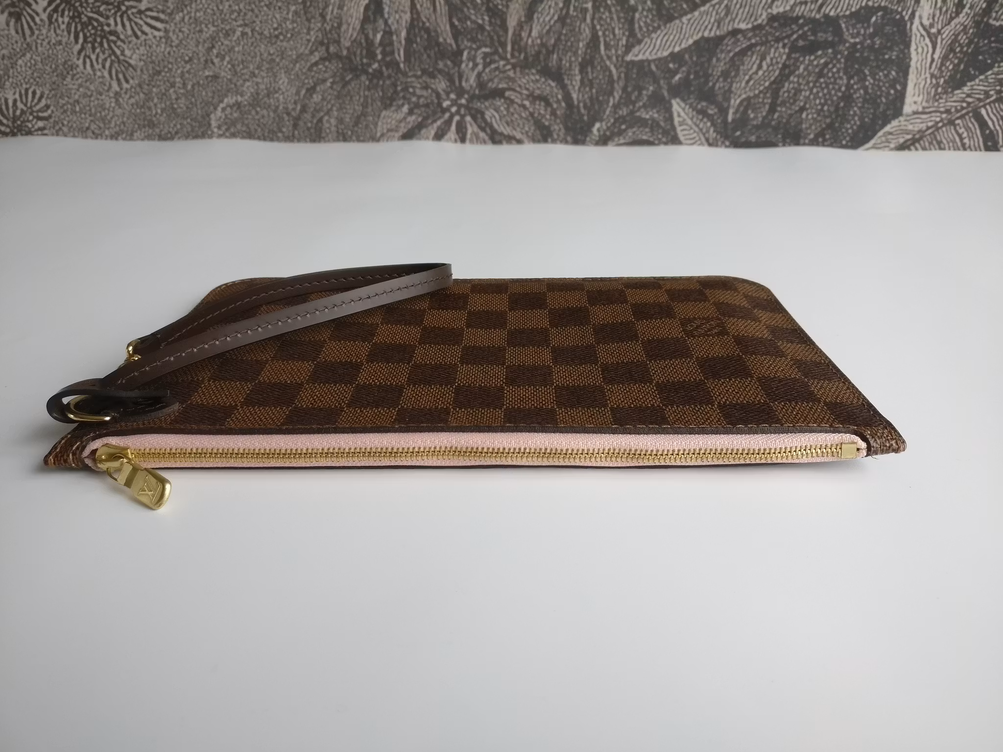 Louis Vuitton Neverfull MM pochette damier ebene