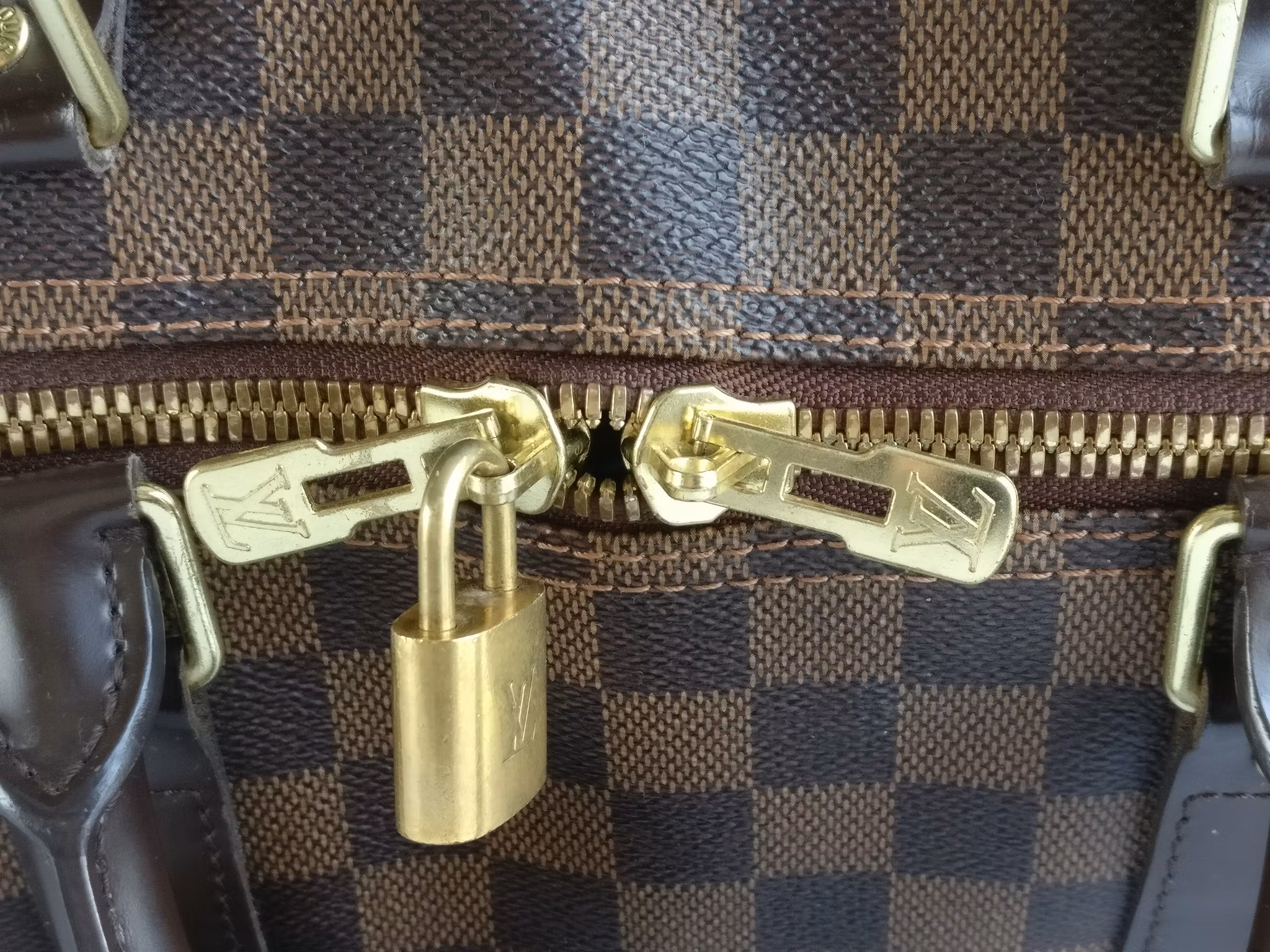 Louis Vuitton Keepall bandouliere 55