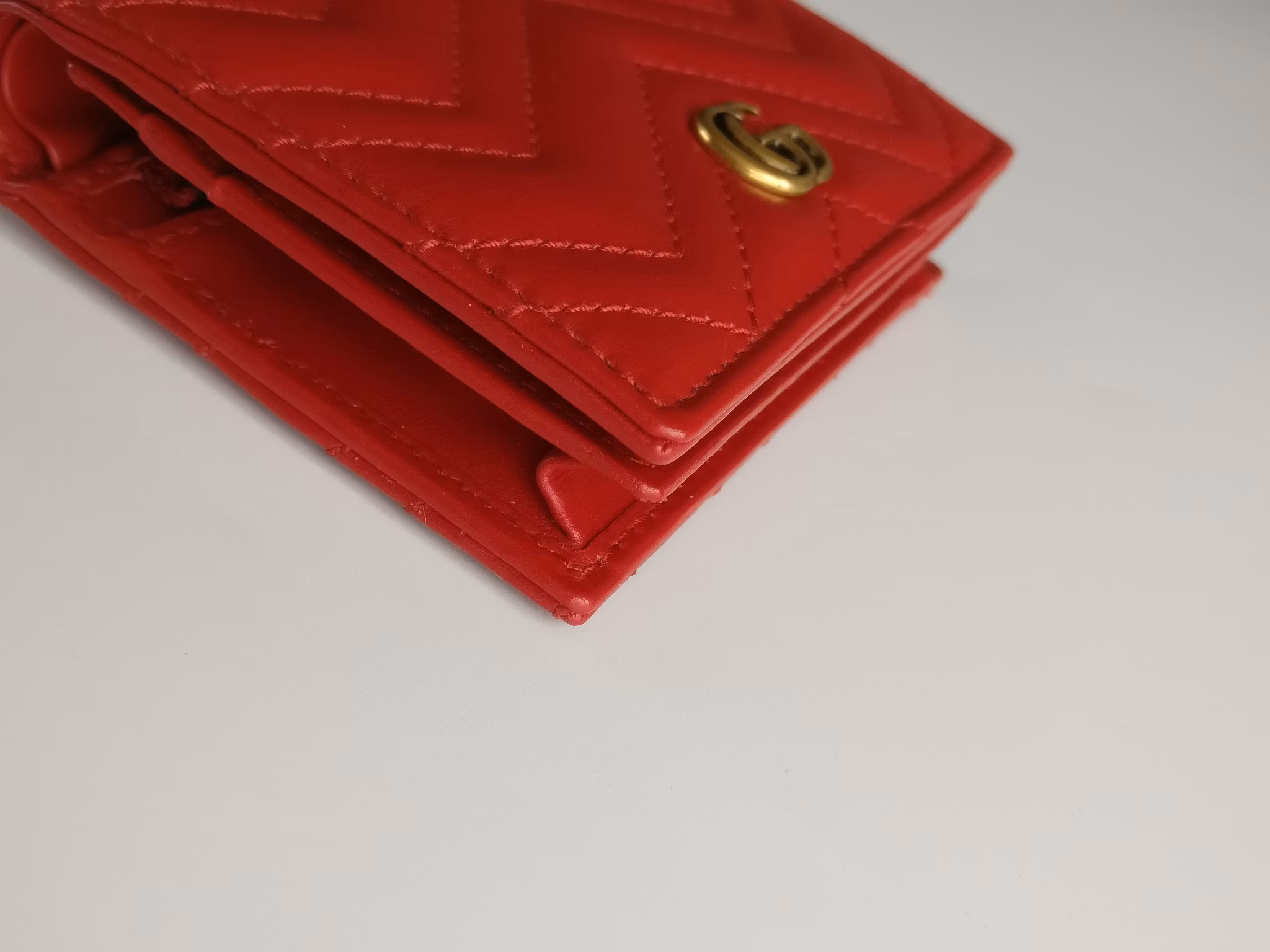 Gucci GG Marmont card case wallet