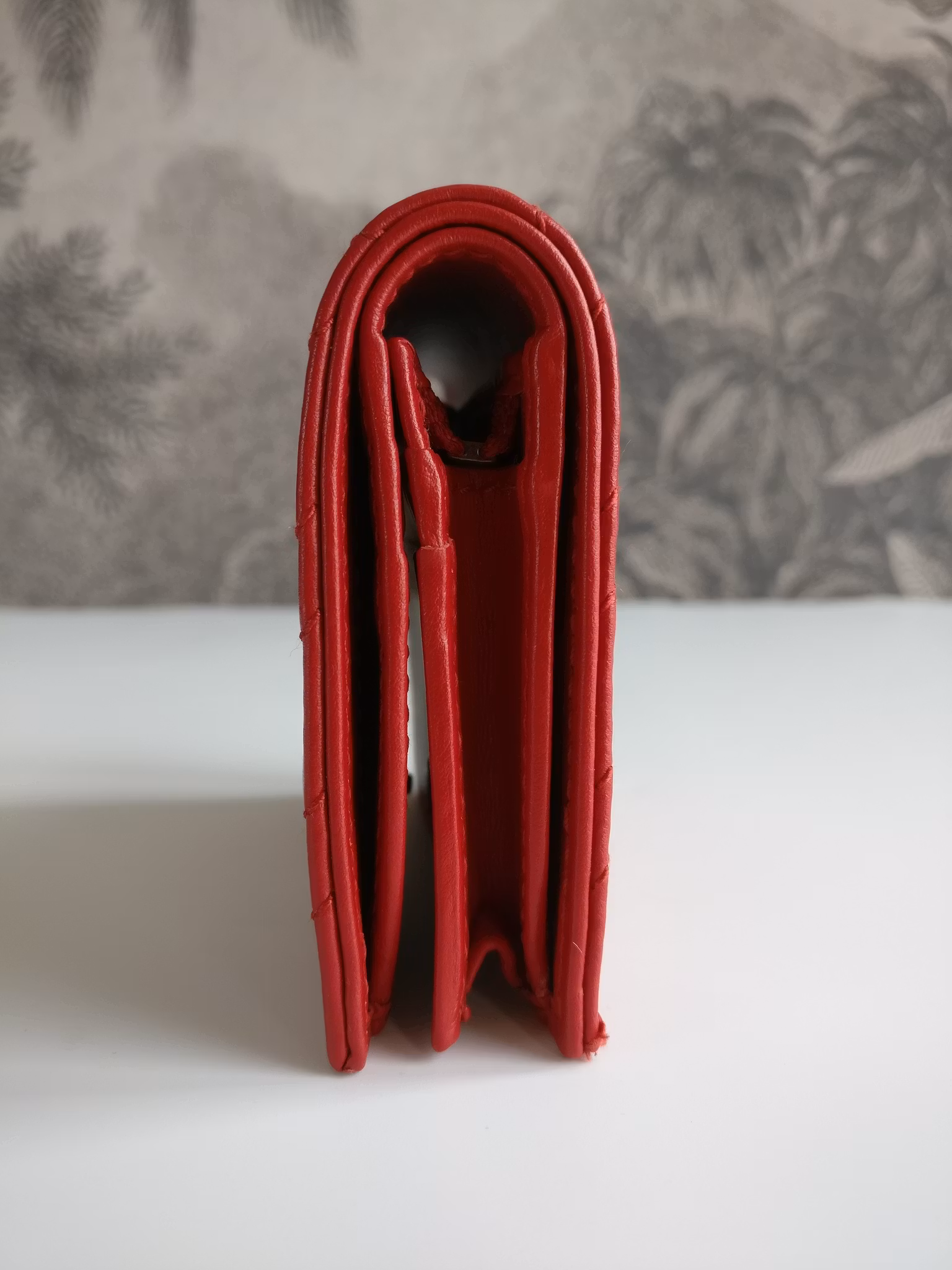 Gucci GG Marmont card case wallet