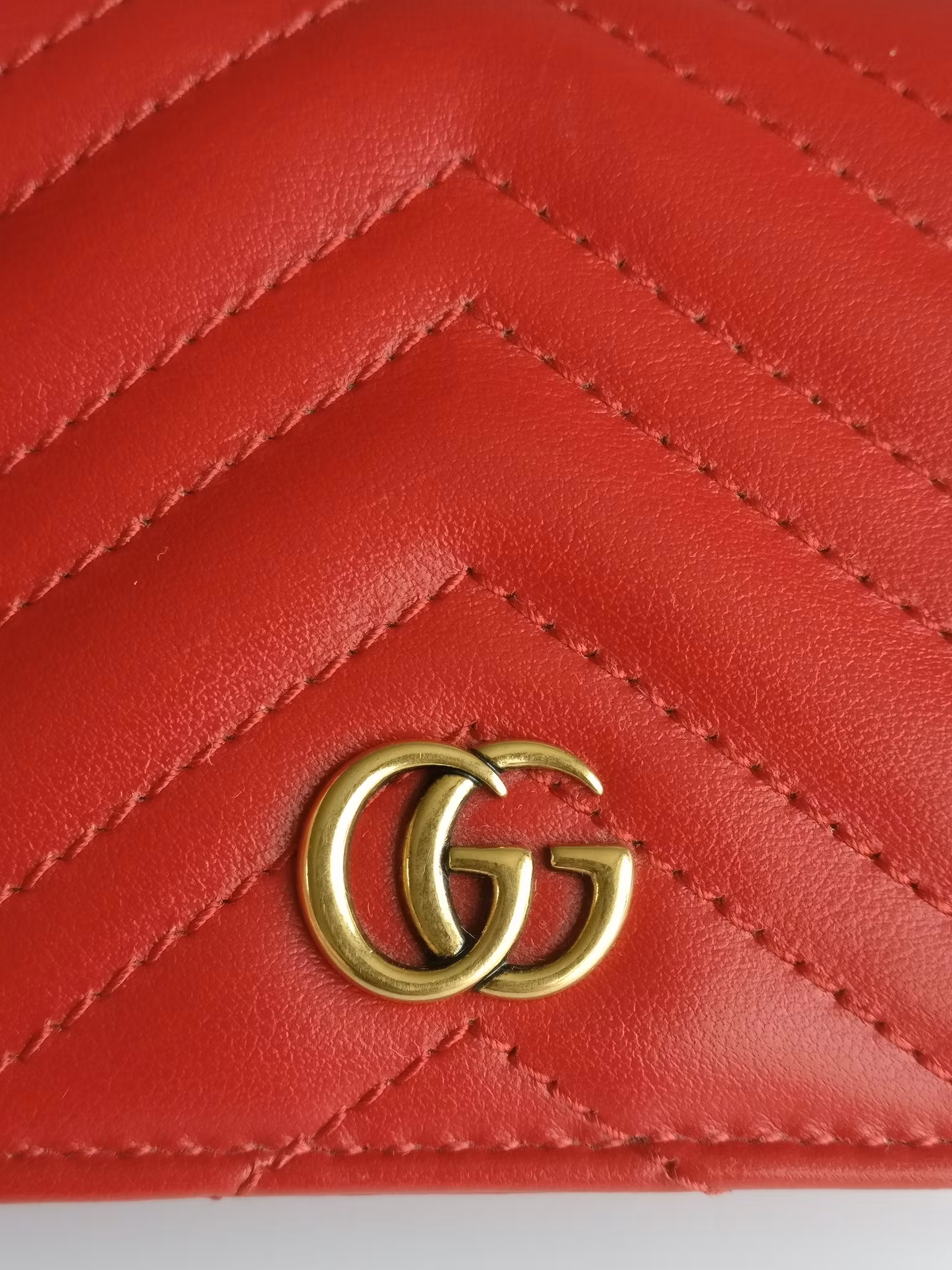 Gucci GG Marmont card case wallet