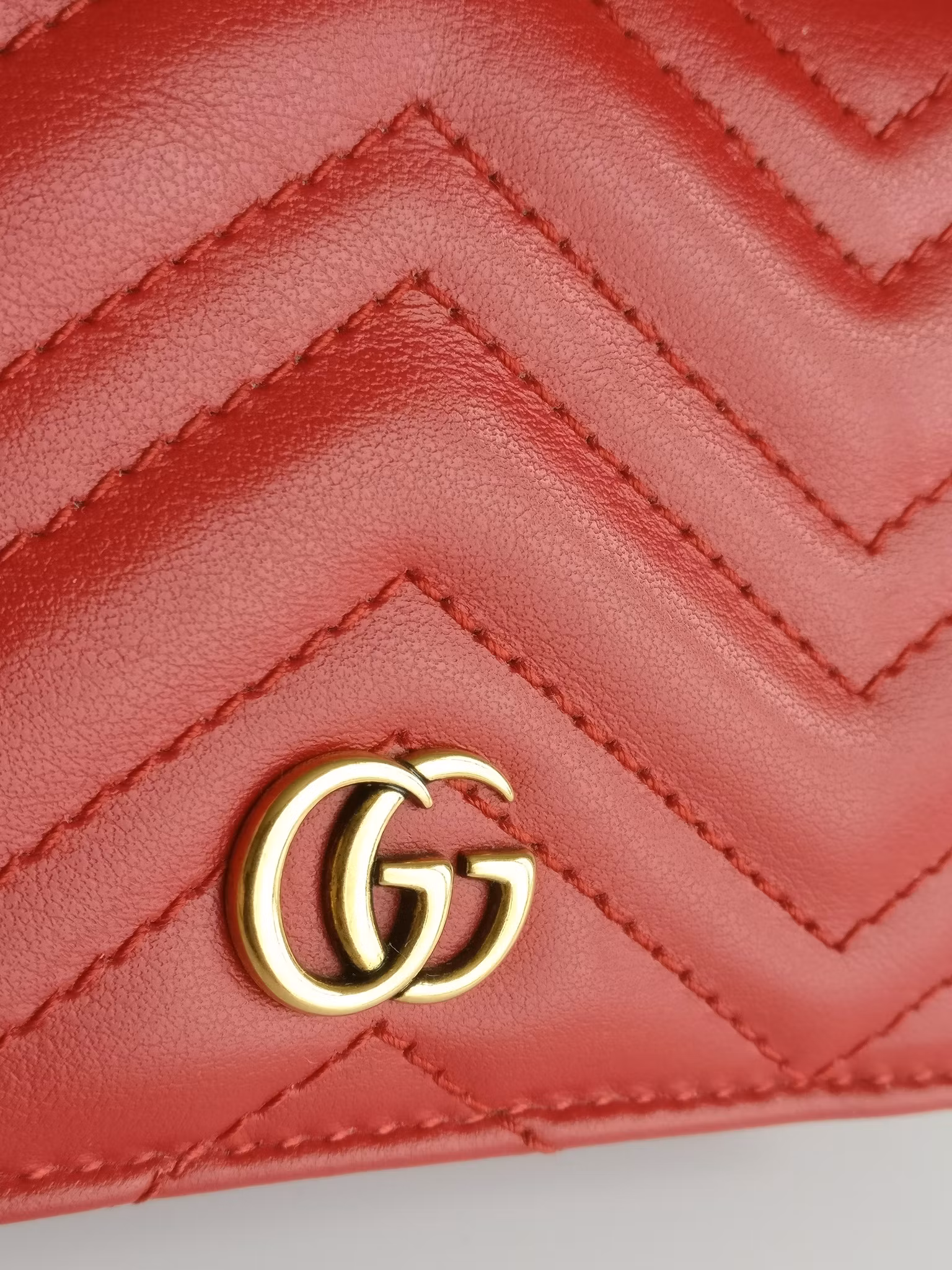 Gucci GG Marmont card case wallet