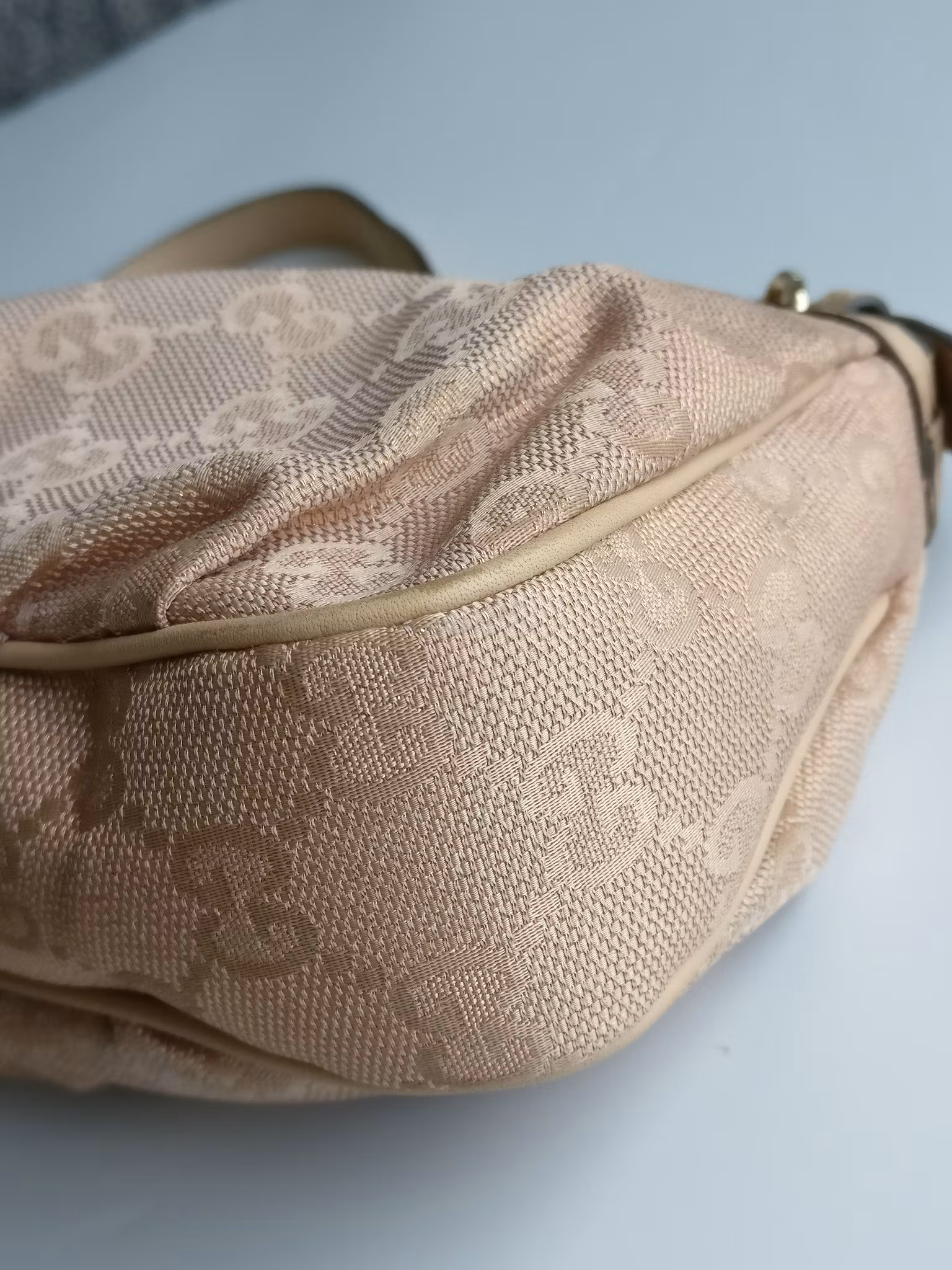 Gucci Pink GG Canvas Interlocking G Heart Pochette