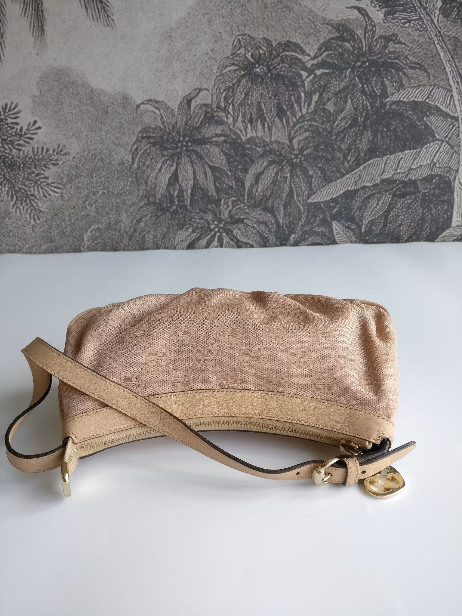 Gucci Pink GG Canvas Interlocking G Heart Pochette