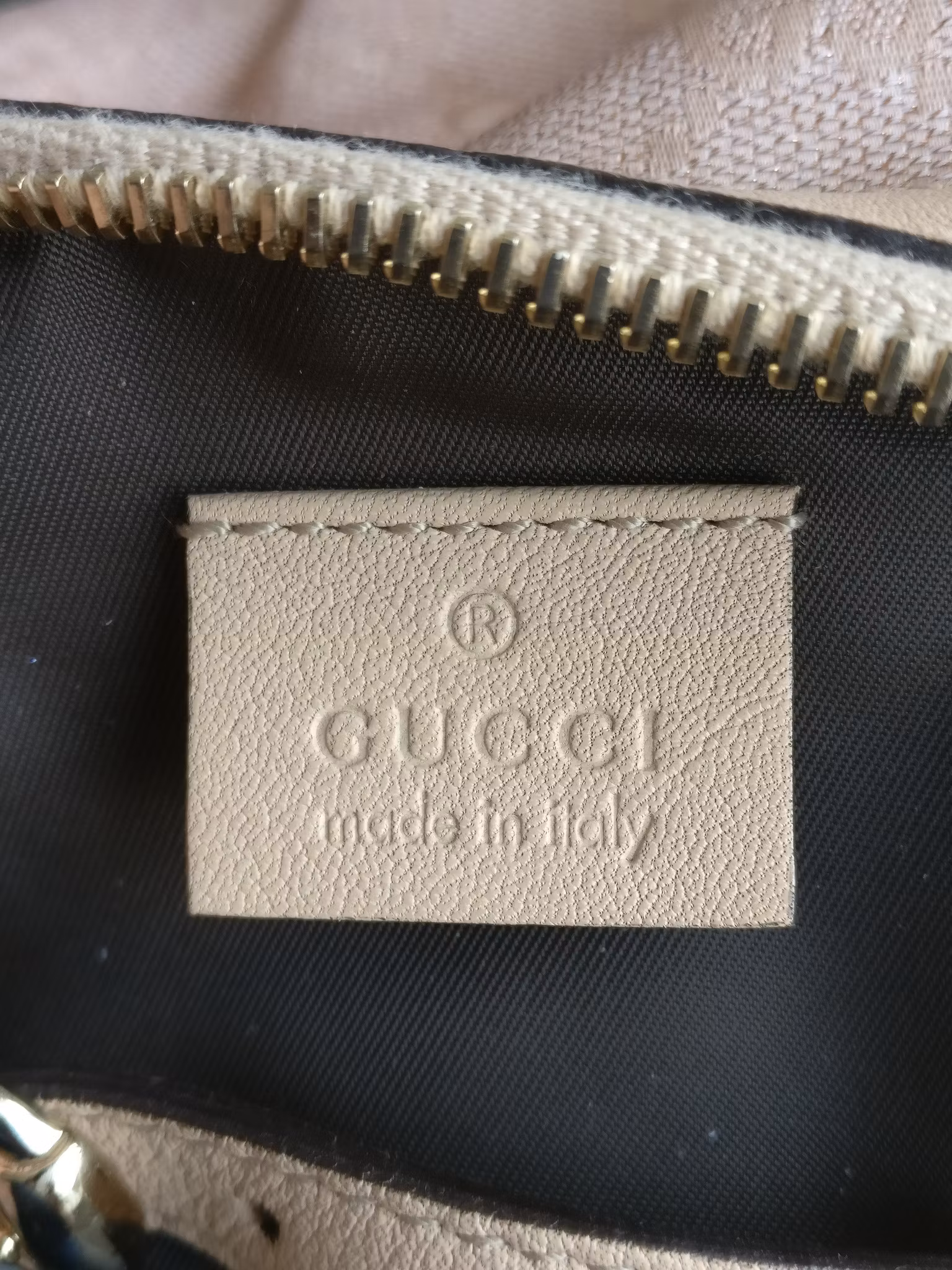 Gucci Pink GG Canvas Interlocking G Heart Pochette