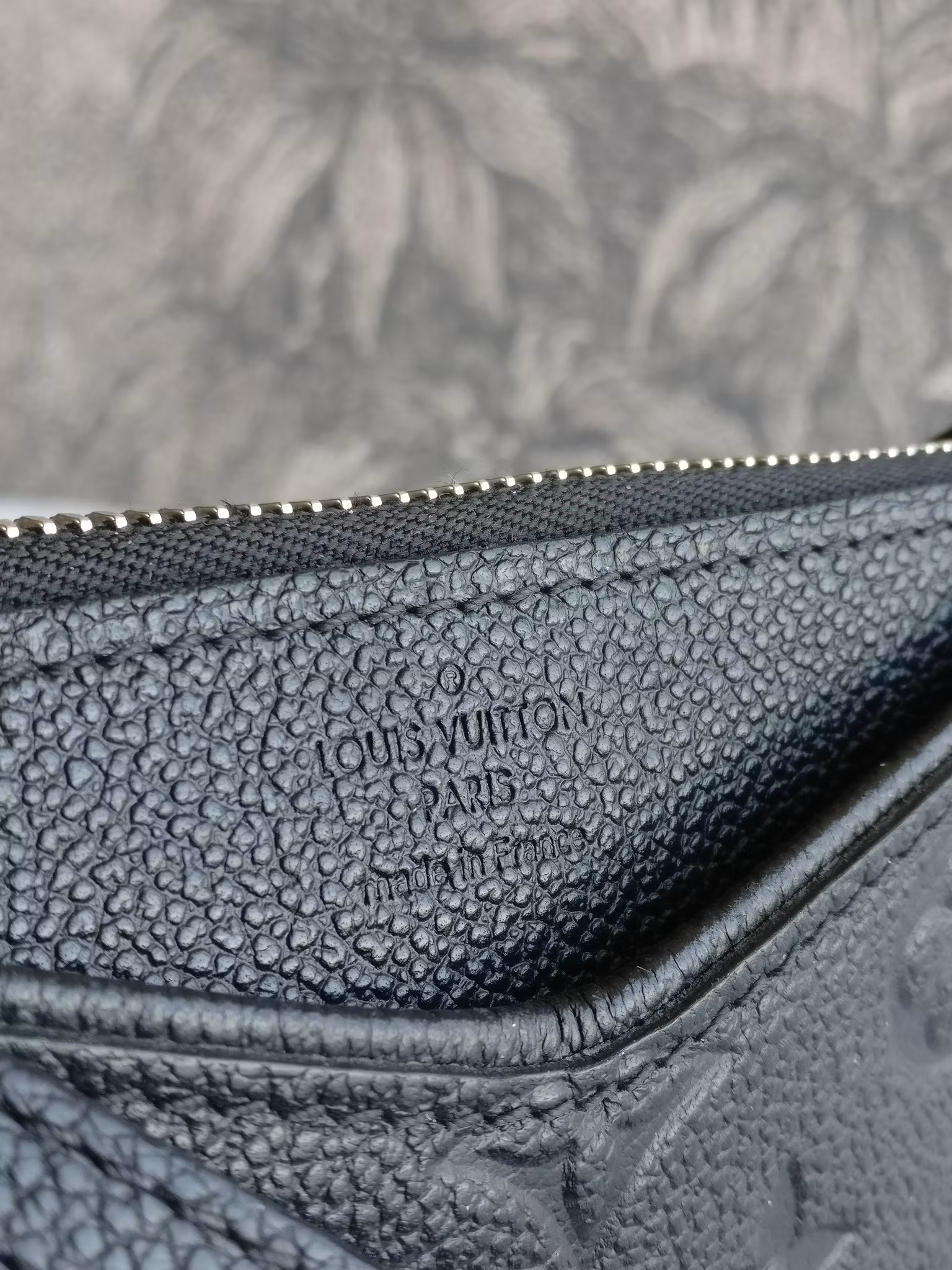 Louis Vuitton Pochette Pallas Uniformes