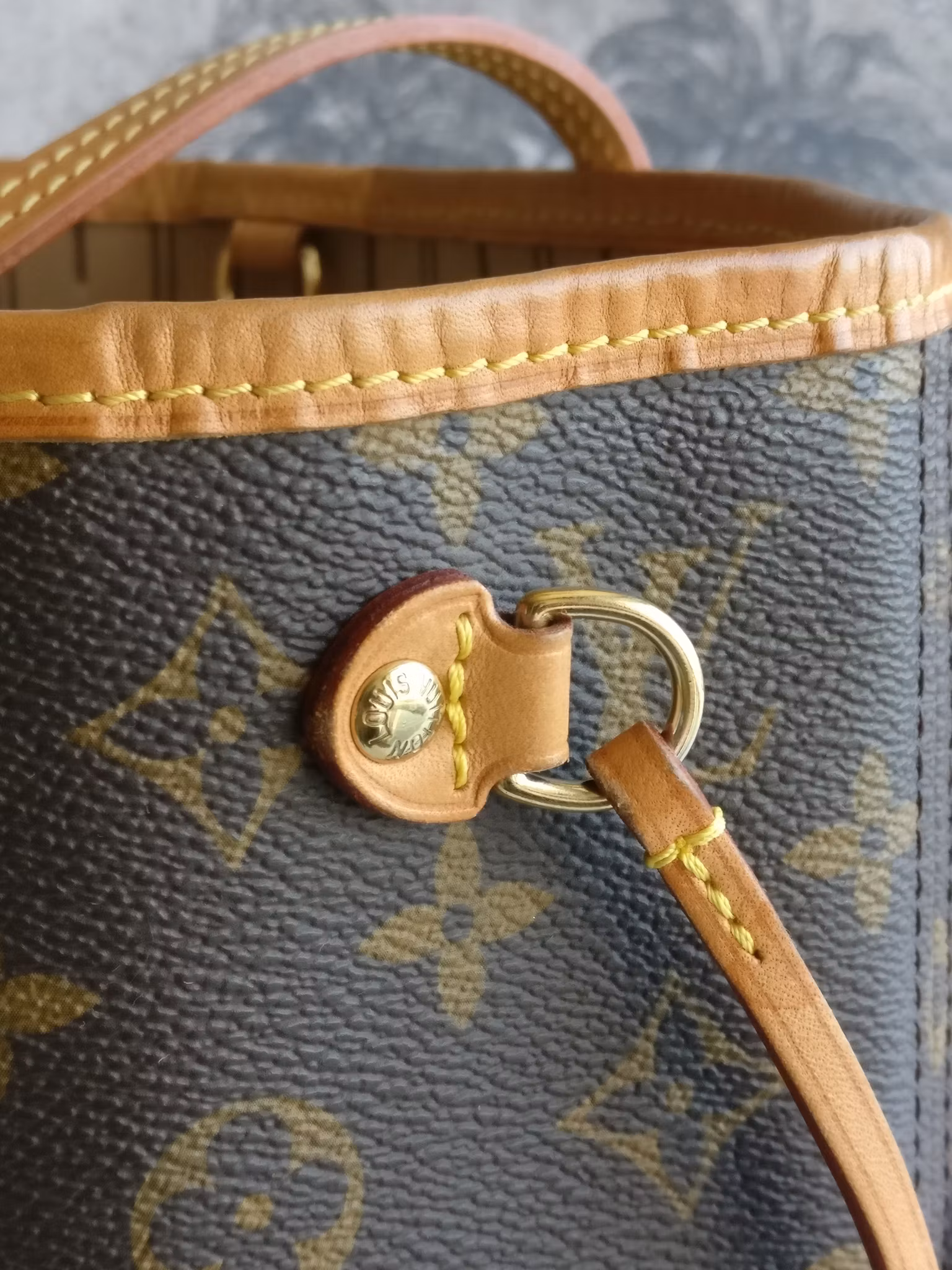 Louis Vuitton Neverfull PM