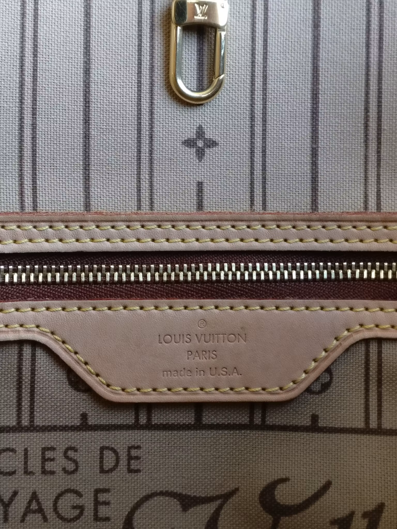 Louis Vuitton Neverfull PM