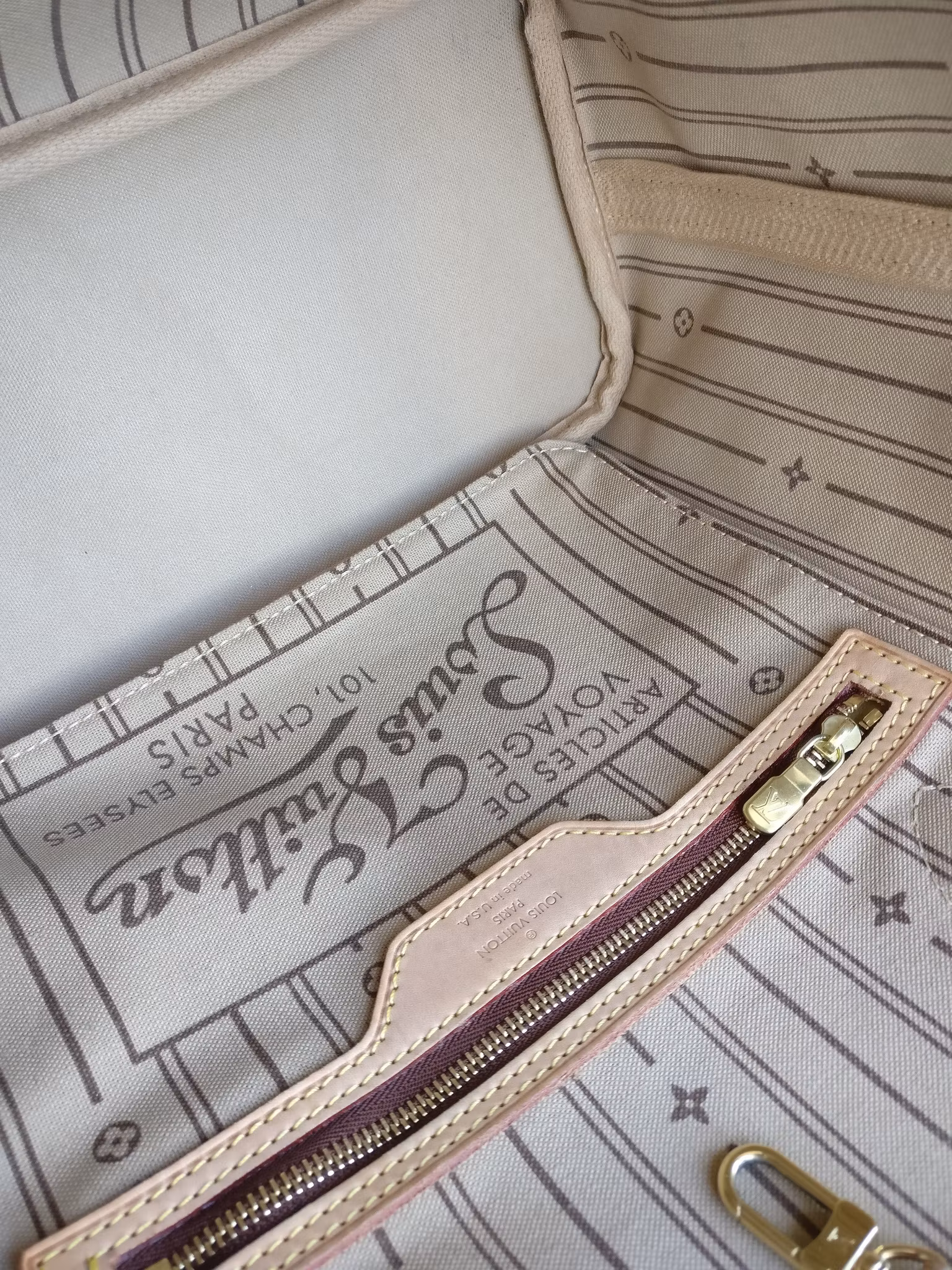 Louis Vuitton Neverfull PM