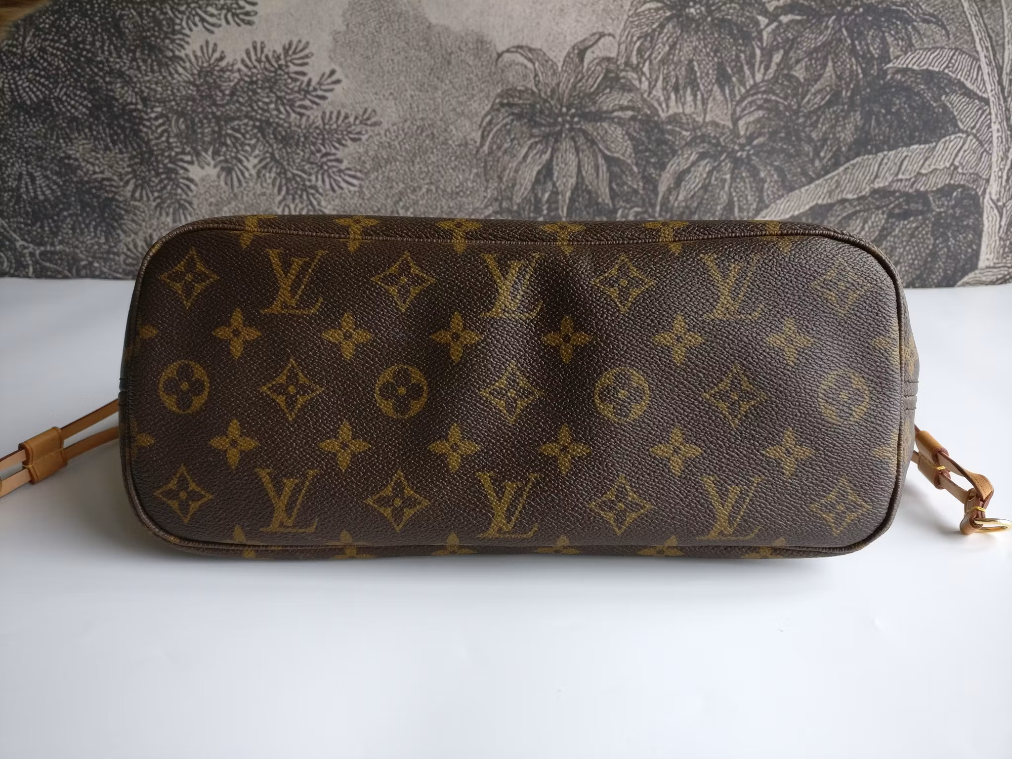 Louis Vuitton Neverfull PM