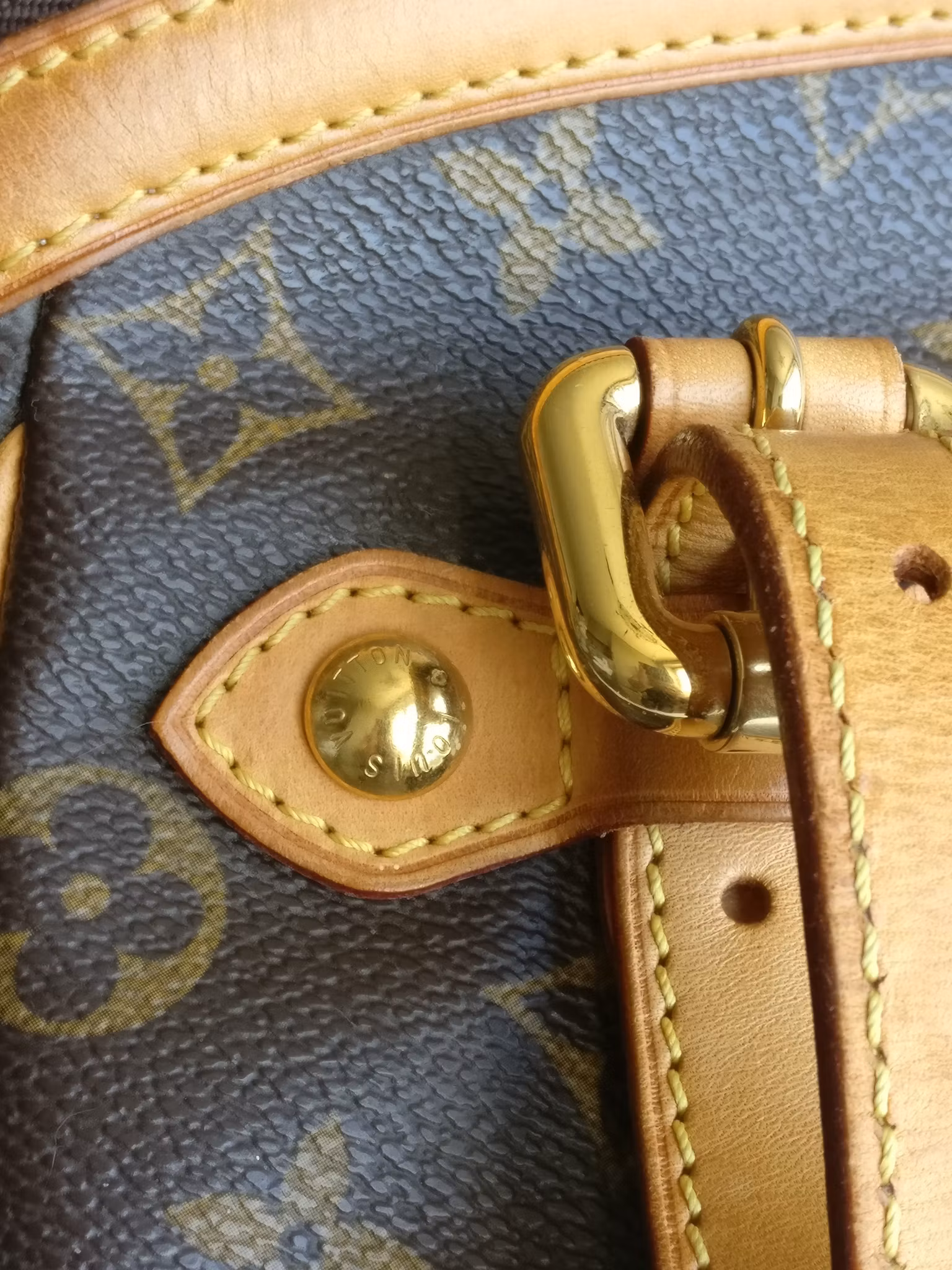 Louis Vuitton Tivoli GM