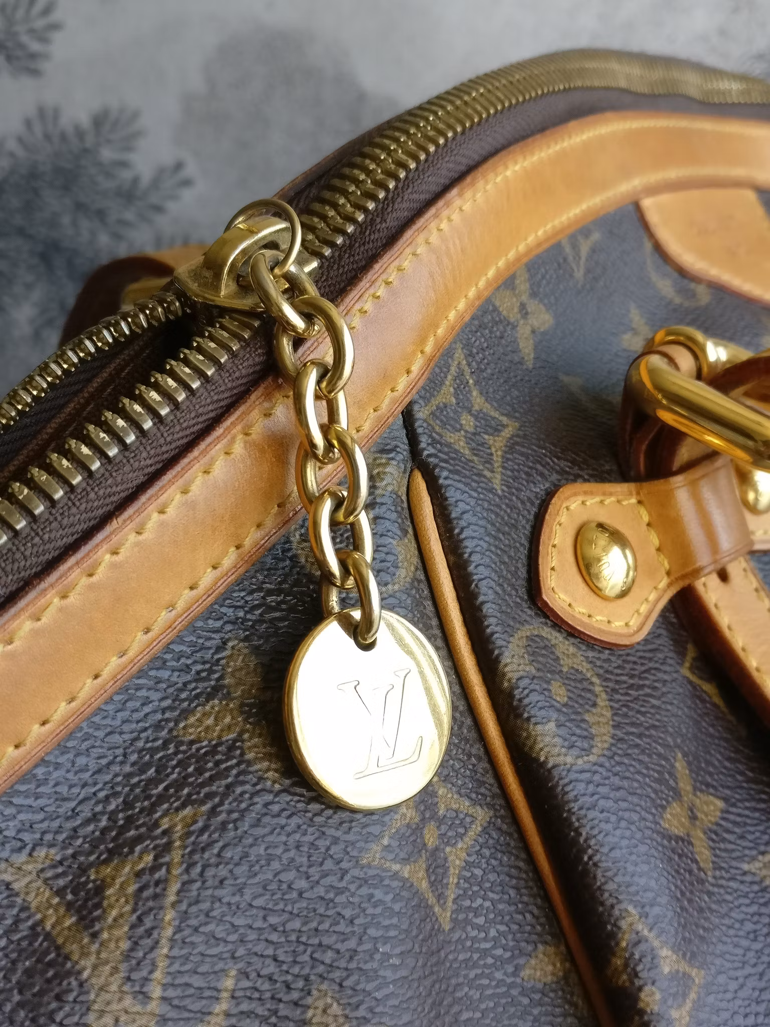 Louis Vuitton Tivoli GM