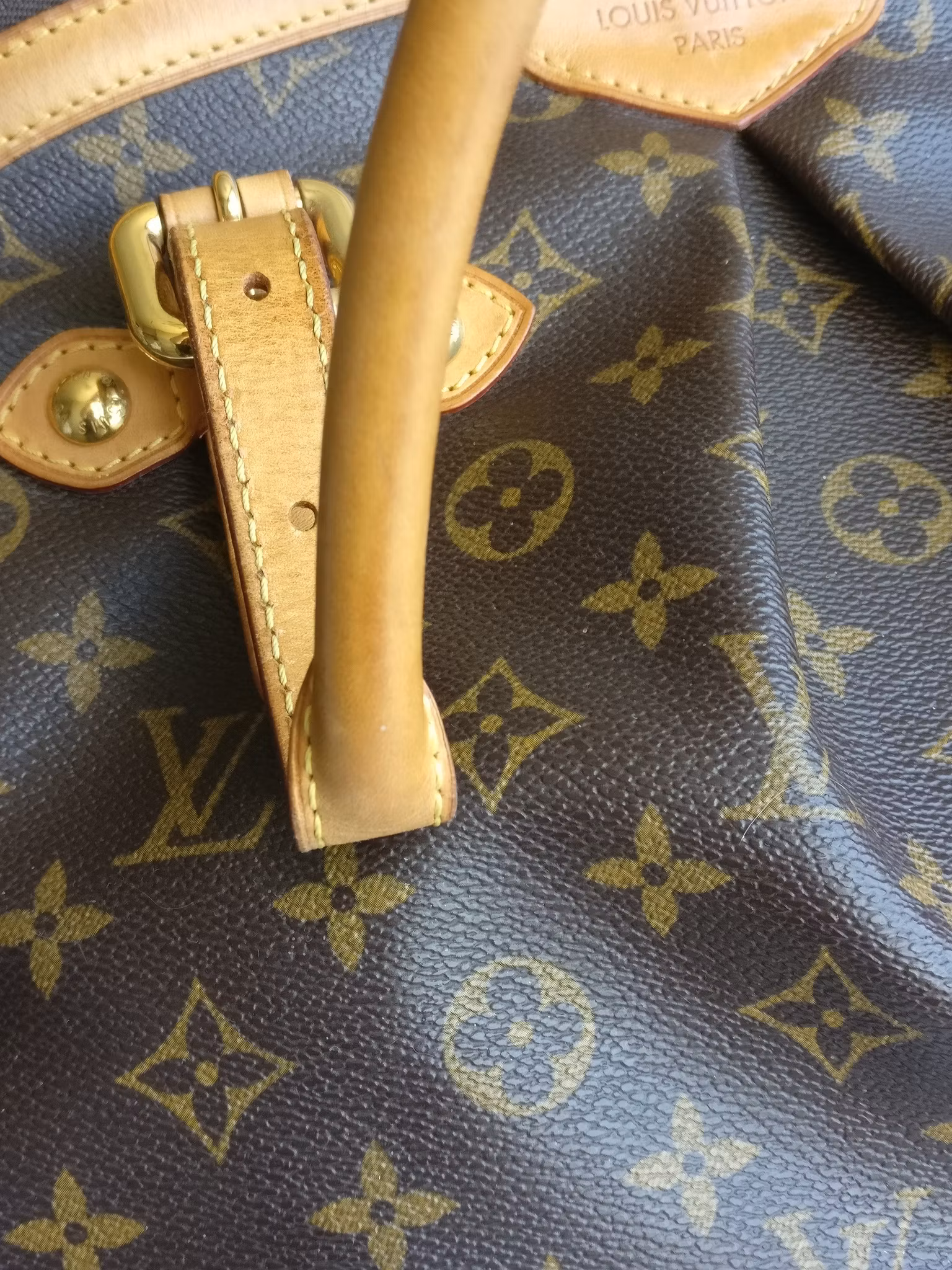 Louis Vuitton Tivoli GM