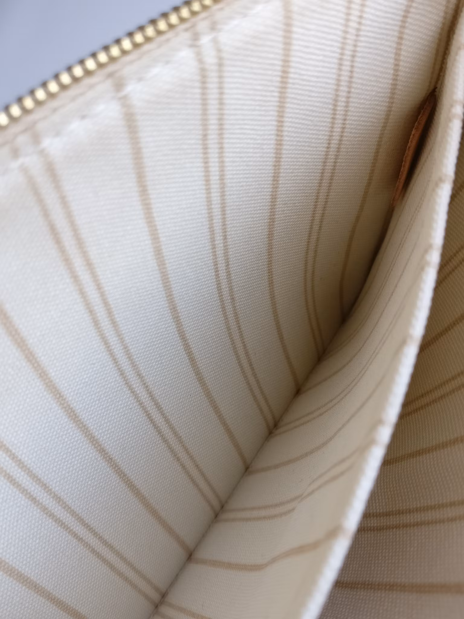 Louis Vuitton Neverfull MM/GM pochette