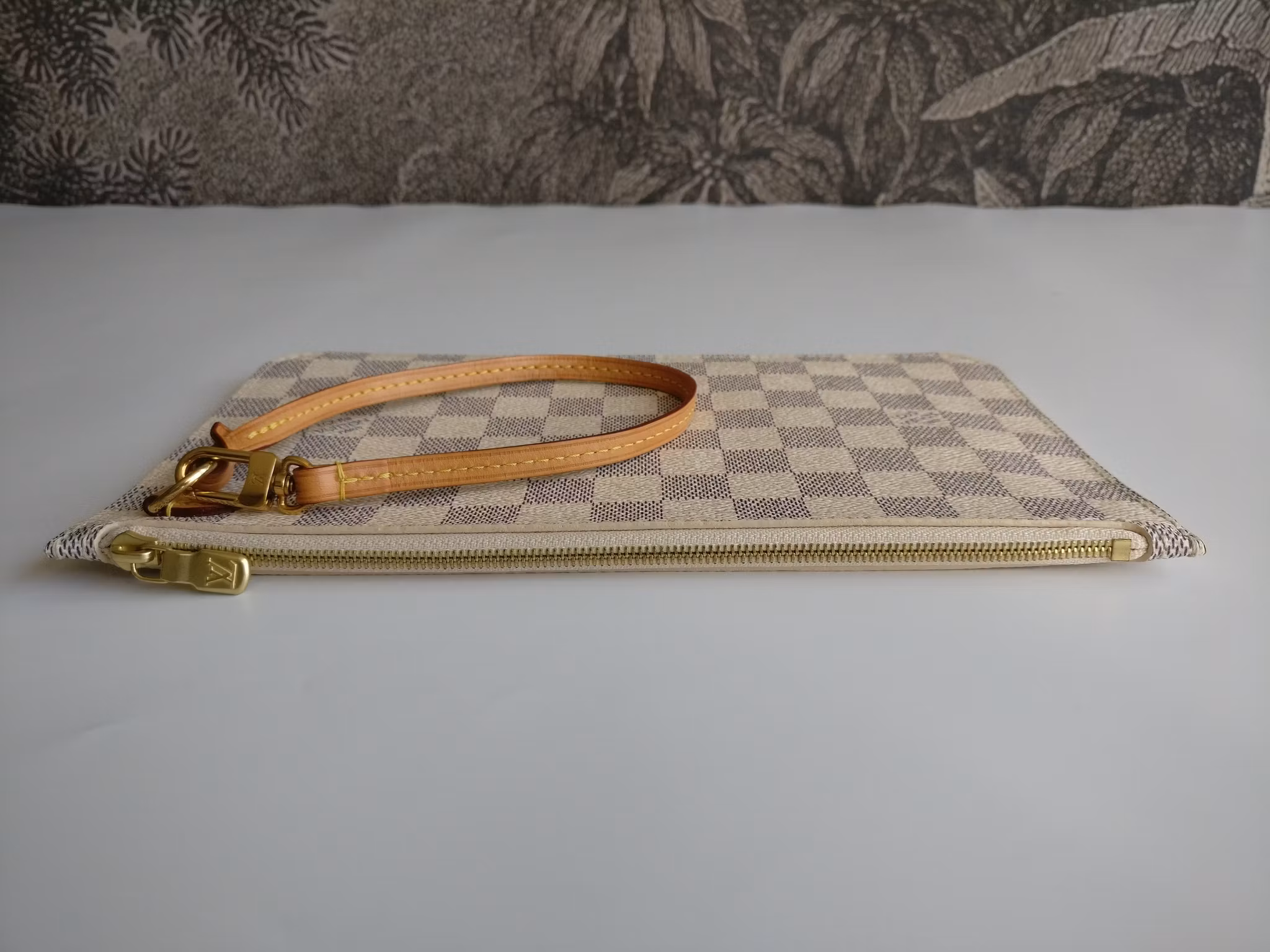 Louis Vuitton Neverfull MM/GM pochette