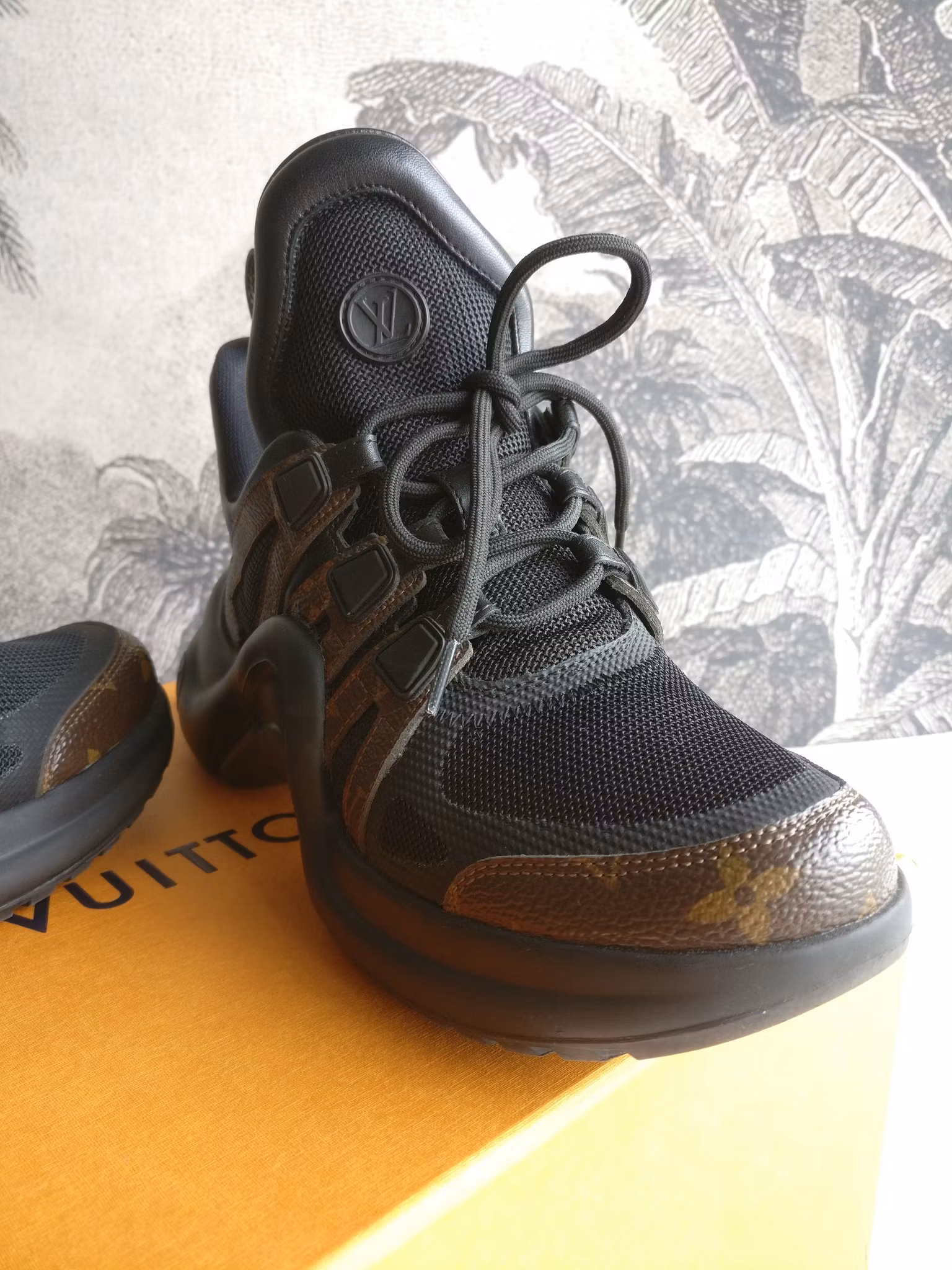 Louis Vuitton Archlight trainer