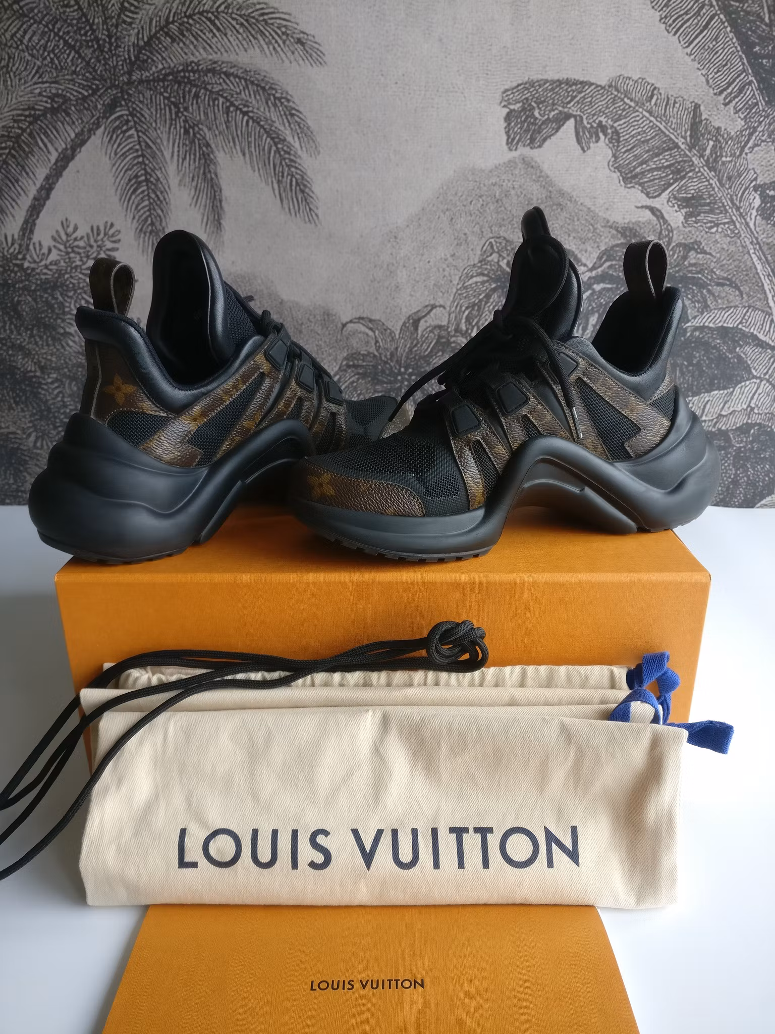 Louis Vuitton Archlight trainer