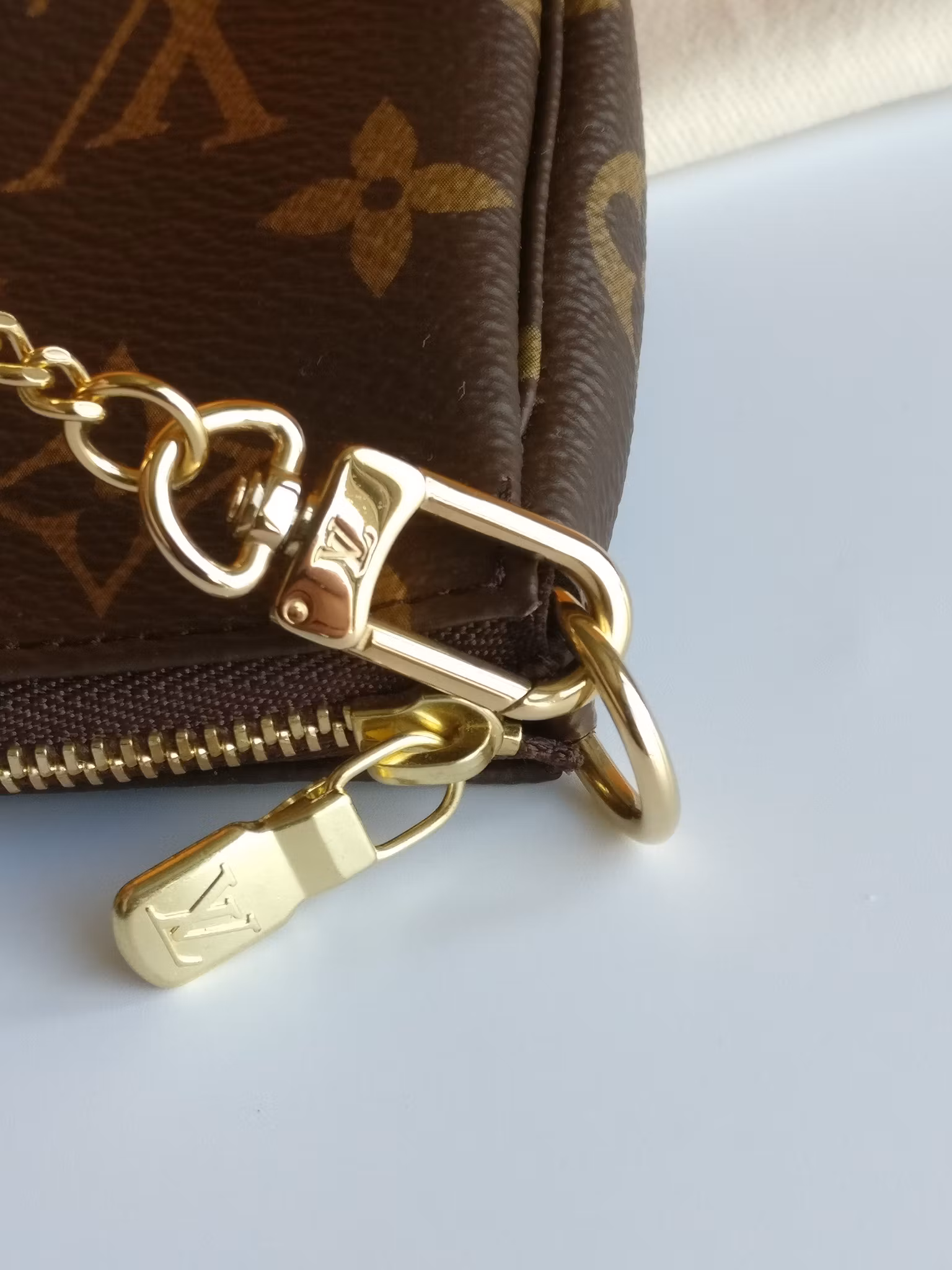 Louis Vuitton Mini Pochette Accessoires