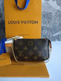 Louis Vuitton Mini Pochette Accessoires