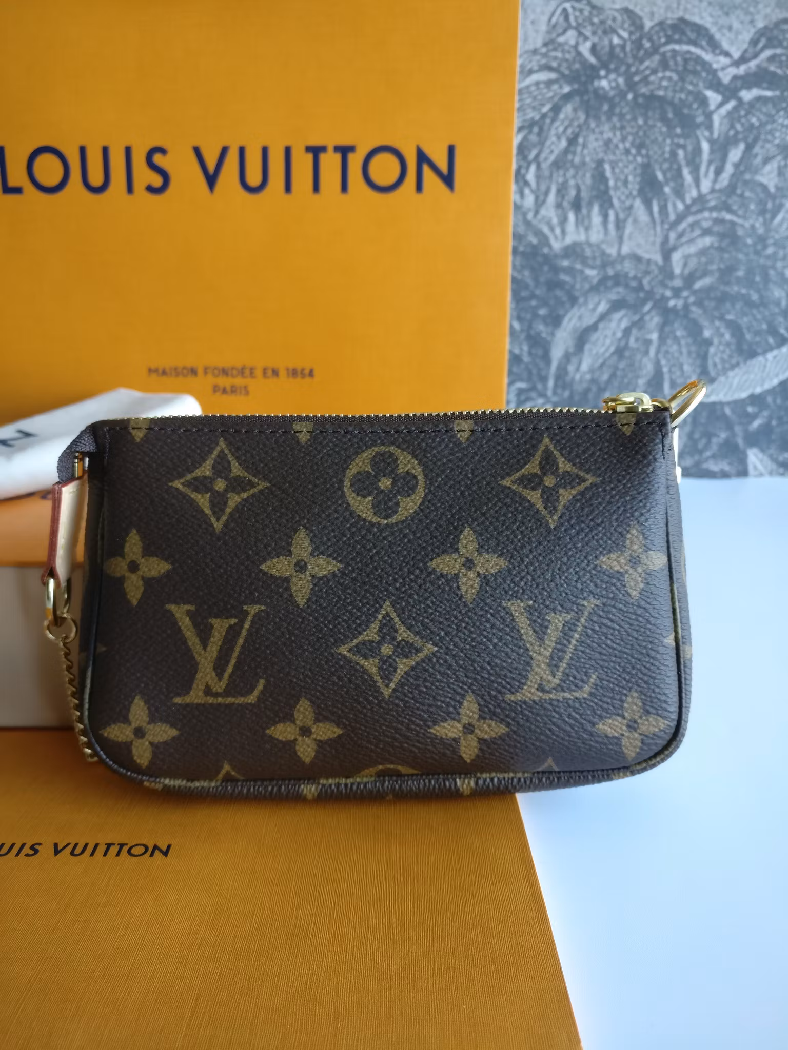 Louis Vuitton Mini Pochette Accessoires