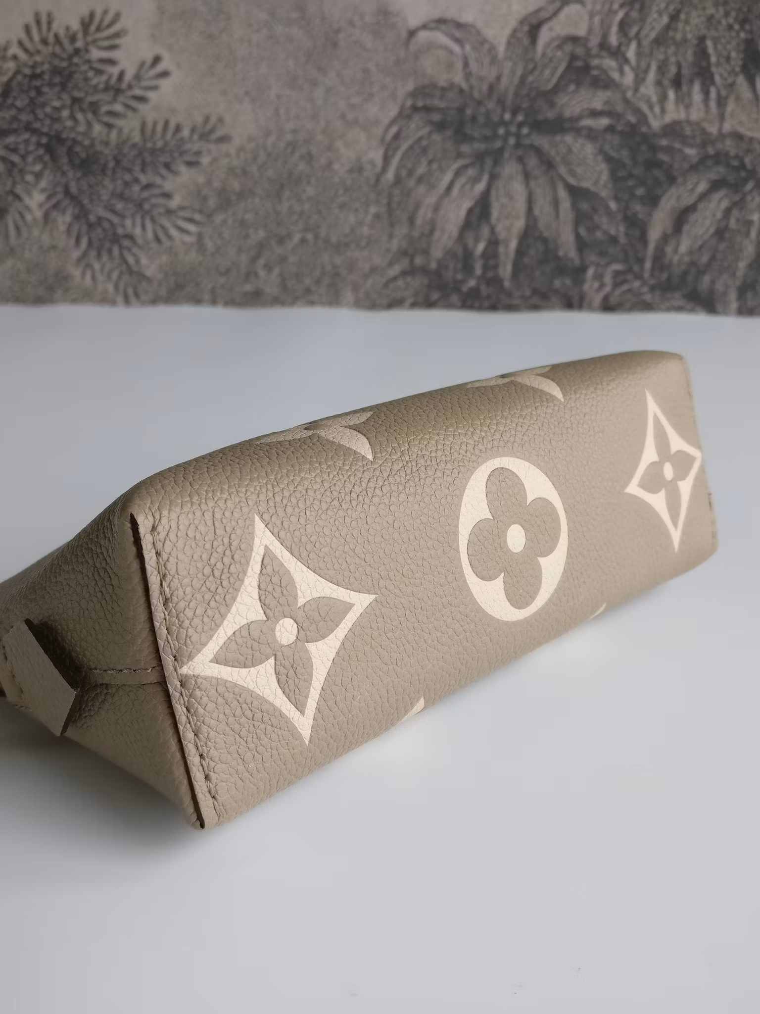 Louis Vuitton Pochette Cosmetique PM